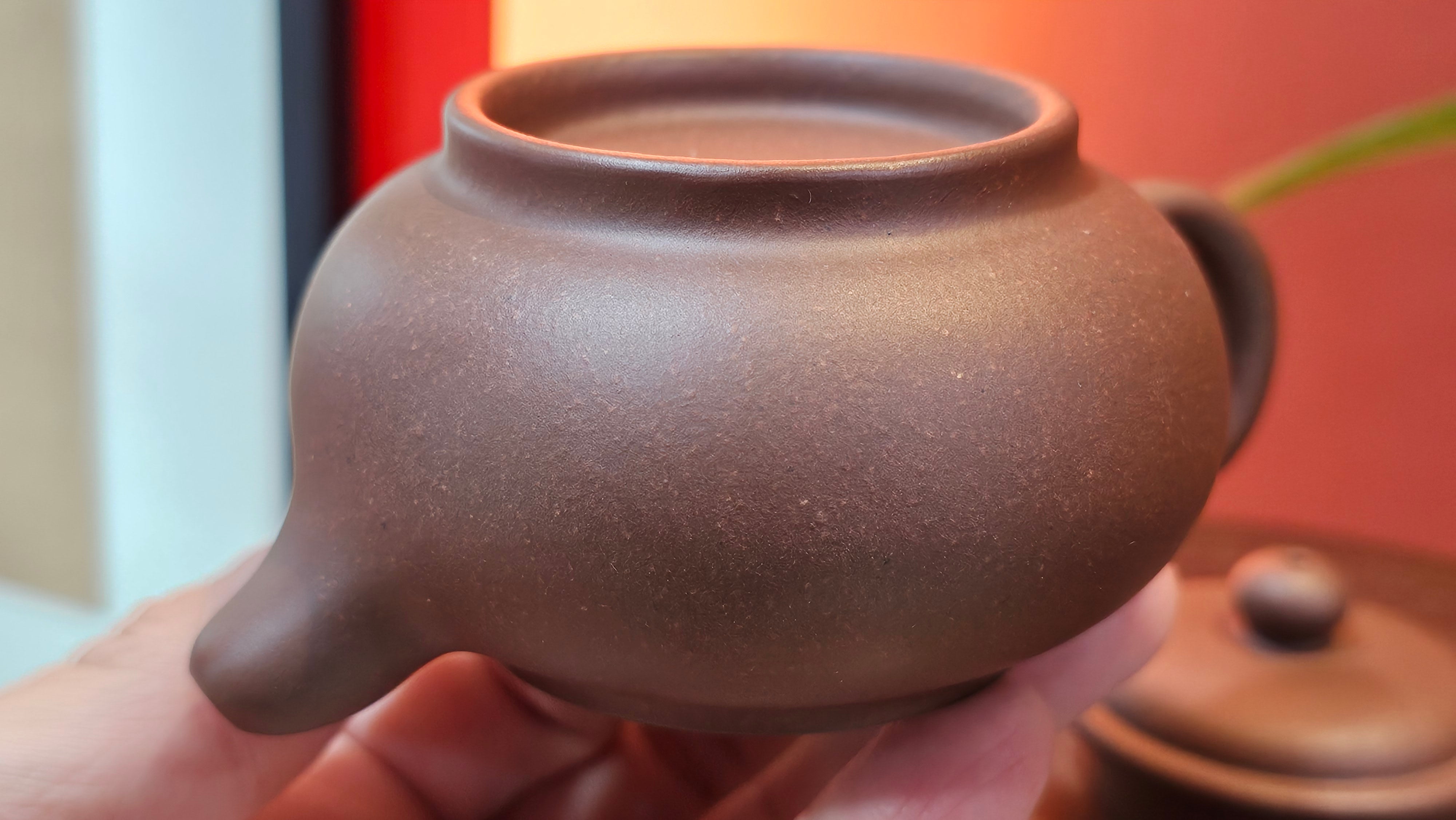 Xuan Zhu Hu 玄珠壶, 142.3ml, Zi Ni 紫泥, by our Craftsman Fan Xiao Zhi 范小智 ~ Congratulations to Ms K.Y.! 2256hrs 3rd Sept 2025! Tamuning, Guam!