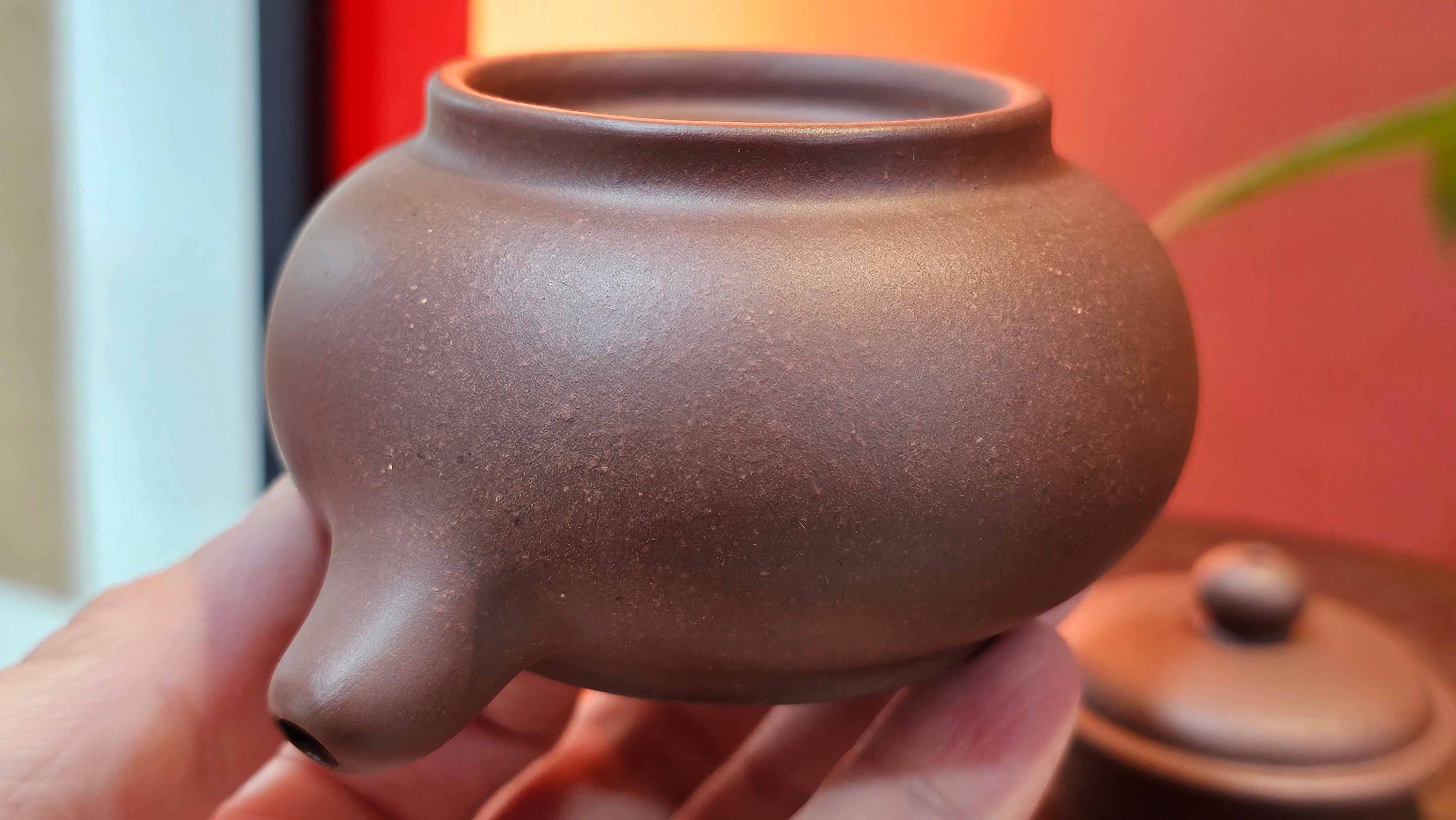 Xuan Zhu Hu 玄珠壶, 142.3ml, Zi Ni 紫泥, by our Craftsman Fan Xiao Zhi 范小智 ~ Congratulations to Ms K.Y.! 2256hrs 3rd Sept 2025! Tamuning, Guam!