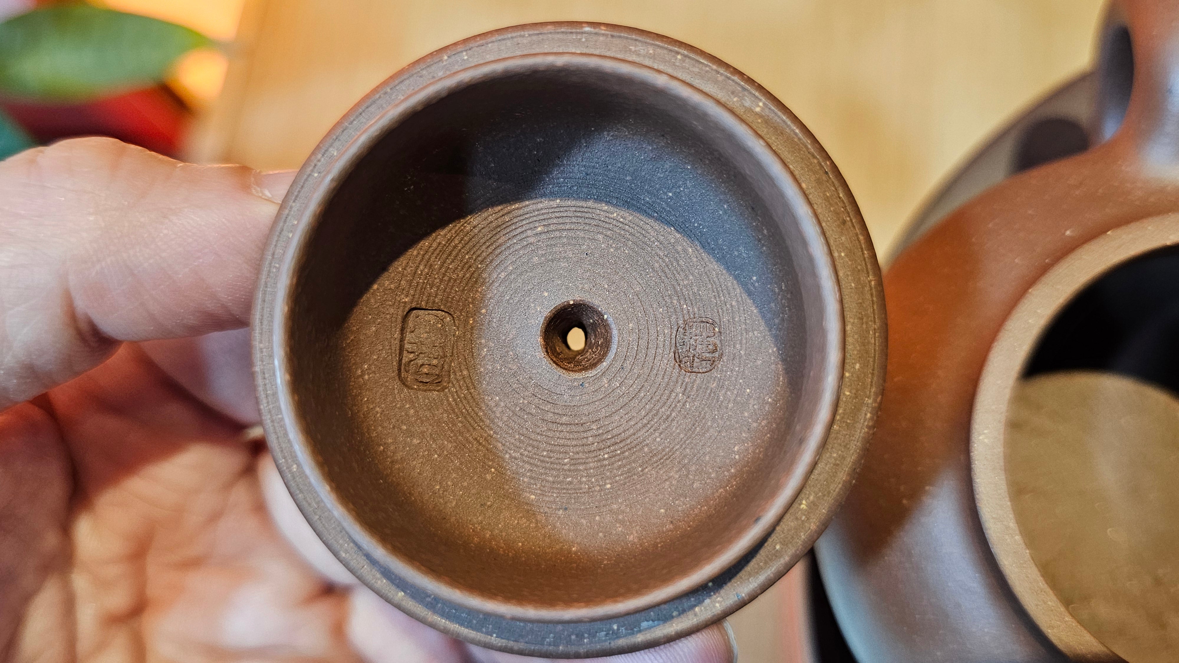 Xuan Zhu Hu 玄珠壶, 142.3ml, Zi Ni 紫泥, by our Craftsman Fan Xiao Zhi 范小智 ~ Congratulations to Ms K.Y.! 2256hrs 3rd Sept 2025! Tamuning, Guam!