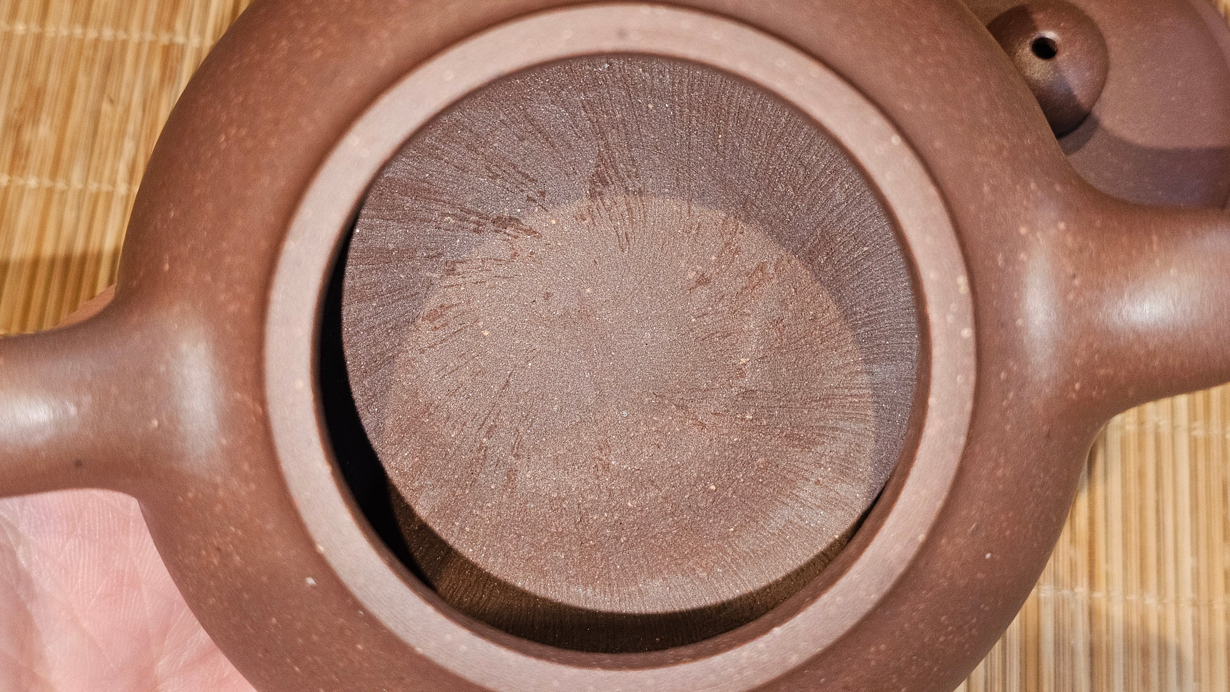 Xuan Zhu Hu 玄珠壶, 142.3ml, Zi Ni 紫泥, by our Craftsman Fan Xiao Zhi 范小智 ~ Congratulations to Ms K.Y.! 2256hrs 3rd Sept 2025! Tamuning, Guam!