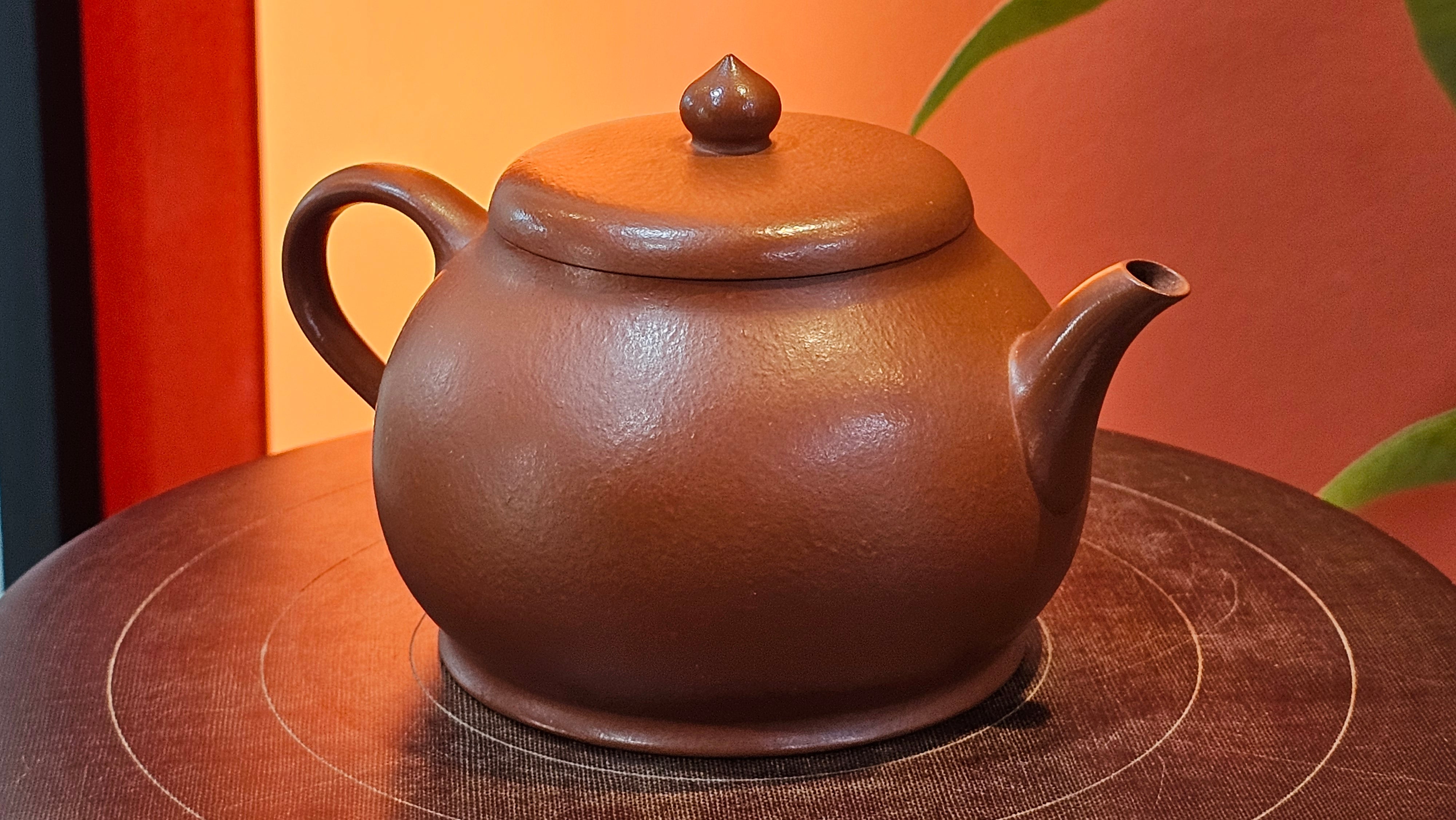 Yi Pin Hu, 172.8ml, Xiao Mei Yao Zhu Ni 小煤窑朱泥,  by Craftsman Chen Yue Fei 陈跃飞 ~ Congratulations!to Mr J.G.! 2036hrs 17th Sept 2025, Orlando! FL.