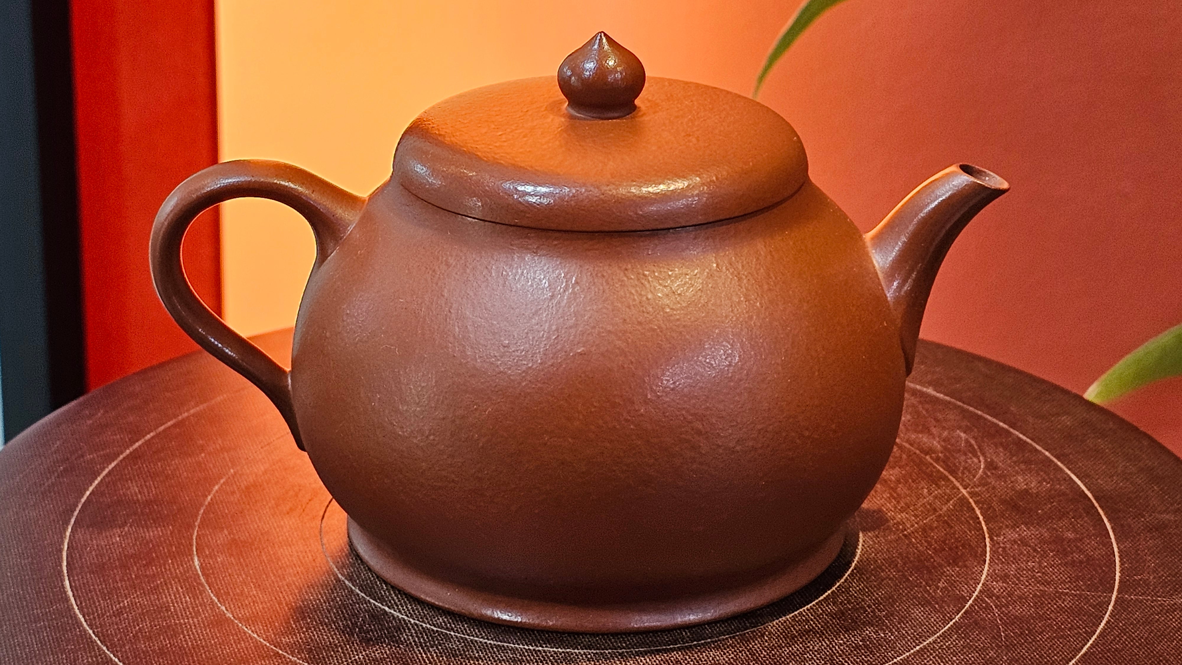 Yi Pin Hu, 172.8ml, Xiao Mei Yao Zhu Ni 小煤窑朱泥,  by Craftsman Chen Yue Fei 陈跃飞 ~ Congratulations!to Mr J.G.! 2036hrs 17th Sept 2025, Orlando! FL.