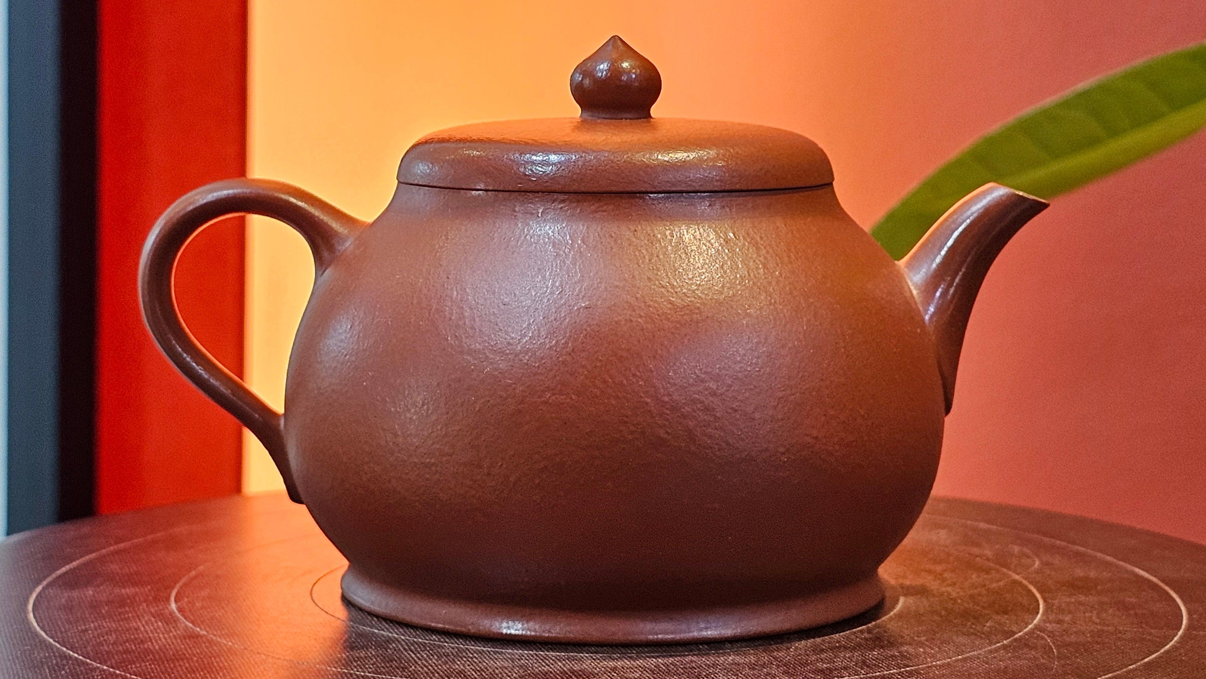 Yi Pin Hu, 172.8ml, Xiao Mei Yao Zhu Ni 小煤窑朱泥,  by Craftsman Chen Yue Fei 陈跃飞 ~ Congratulations!to Mr J.G.! 2036hrs 17th Sept 2025, Orlando! FL.