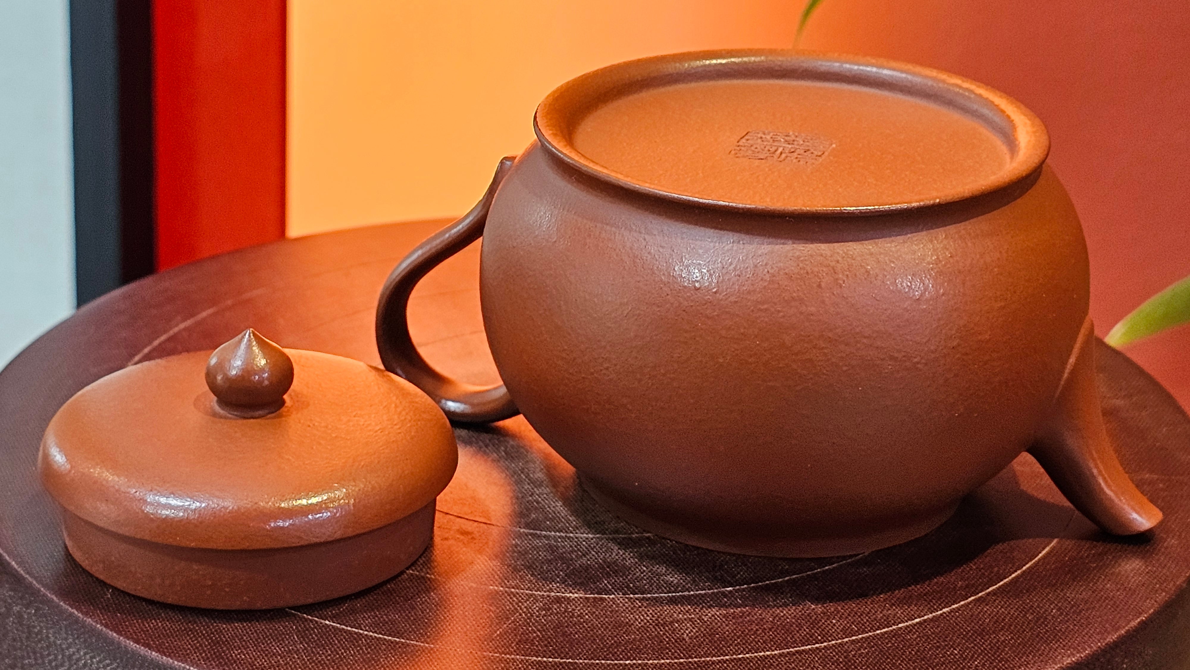 Yi Pin Hu, 172.8ml, Xiao Mei Yao Zhu Ni 小煤窑朱泥,  by Craftsman Chen Yue Fei 陈跃飞 ~ Congratulations!to Mr J.G.! 2036hrs 17th Sept 2025, Orlando! FL.