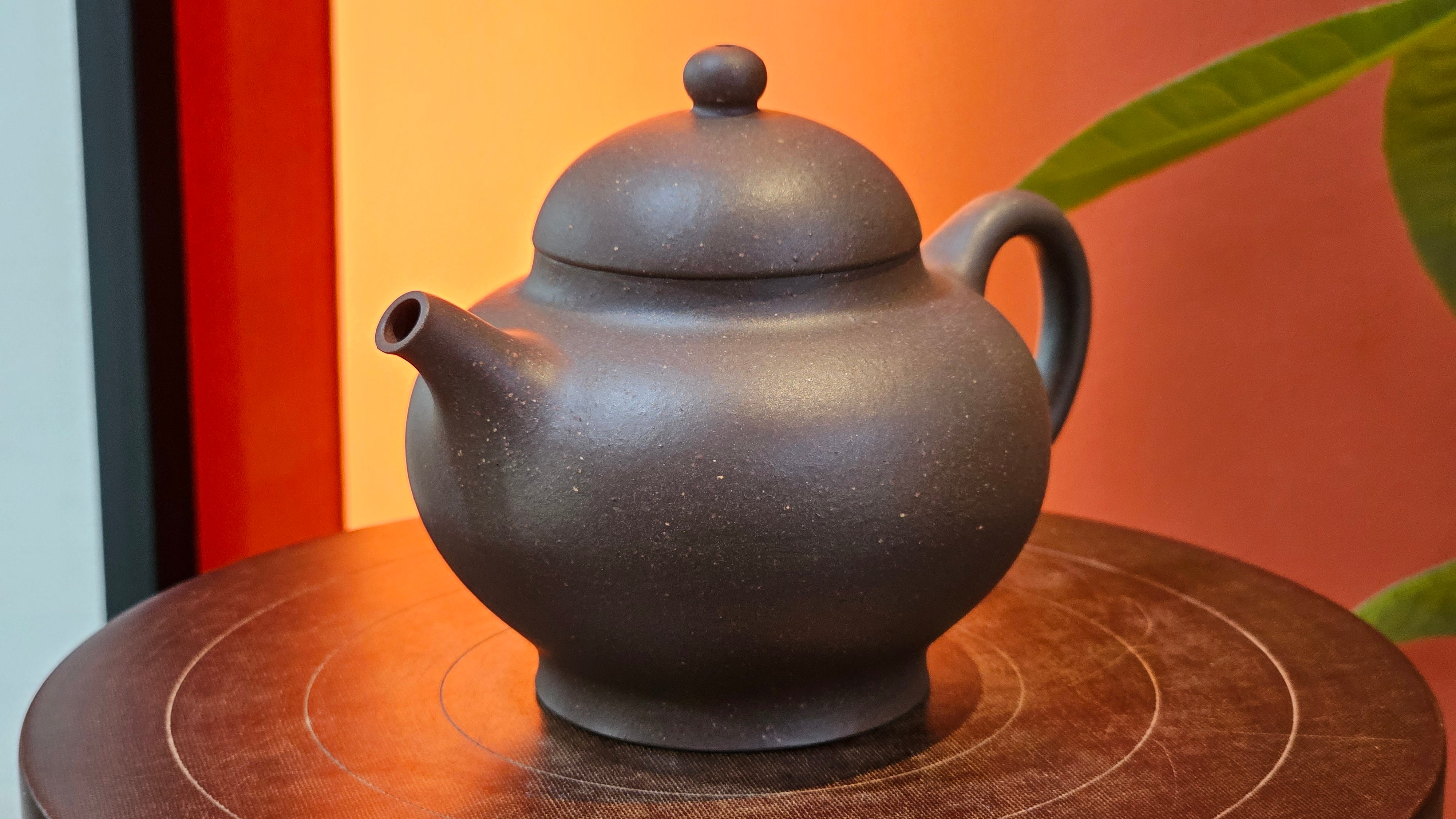 Gao Pan 高番, 143.9ml (very well-weighted bottom, stable!), Tai Xi Zi Ni (Gao Wen) 台西紫泥(高温), by our Craftsman Fan Xiao Zhi 范小智 ~ Congratulations!to Mr Y.L.! 2309hrs 31st August 2025, Cranbourne North!ViC, Australia🇦🇺!