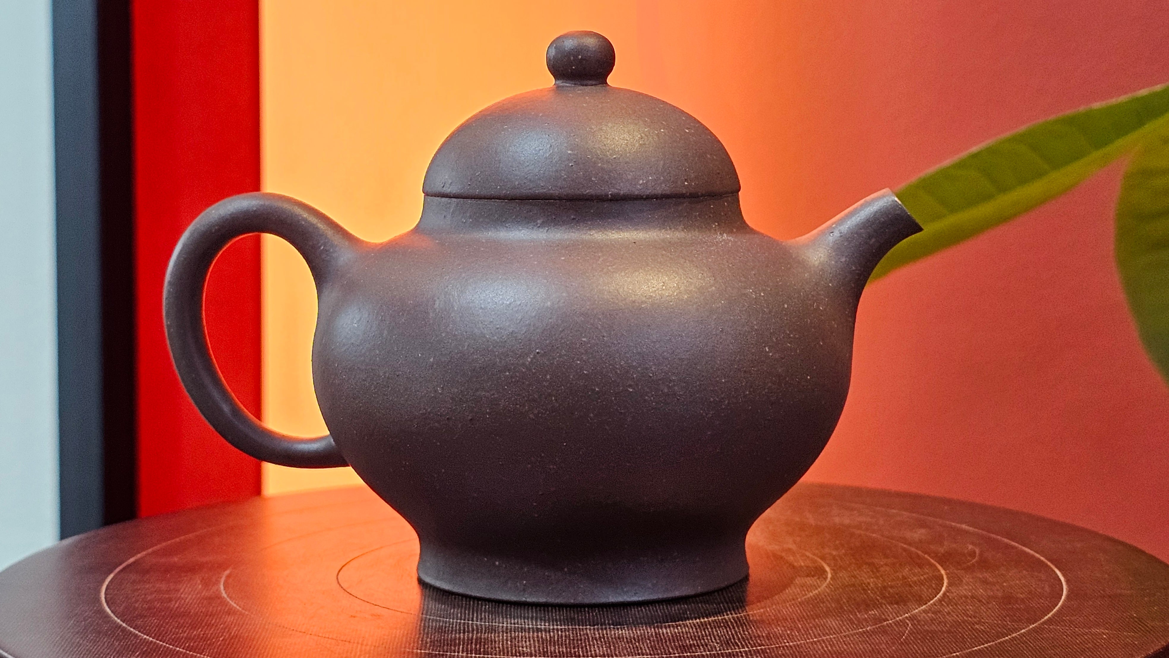 Gao Pan 高番, 143.9ml (very well-weighted bottom, stable!), Tai Xi Zi Ni (Gao Wen) 台西紫泥(高温), by our Craftsman Fan Xiao Zhi 范小智 ~ Congratulations!to Mr Y.L.! 2309hrs 31st August 2025, Cranbourne North!ViC, Australia🇦🇺!