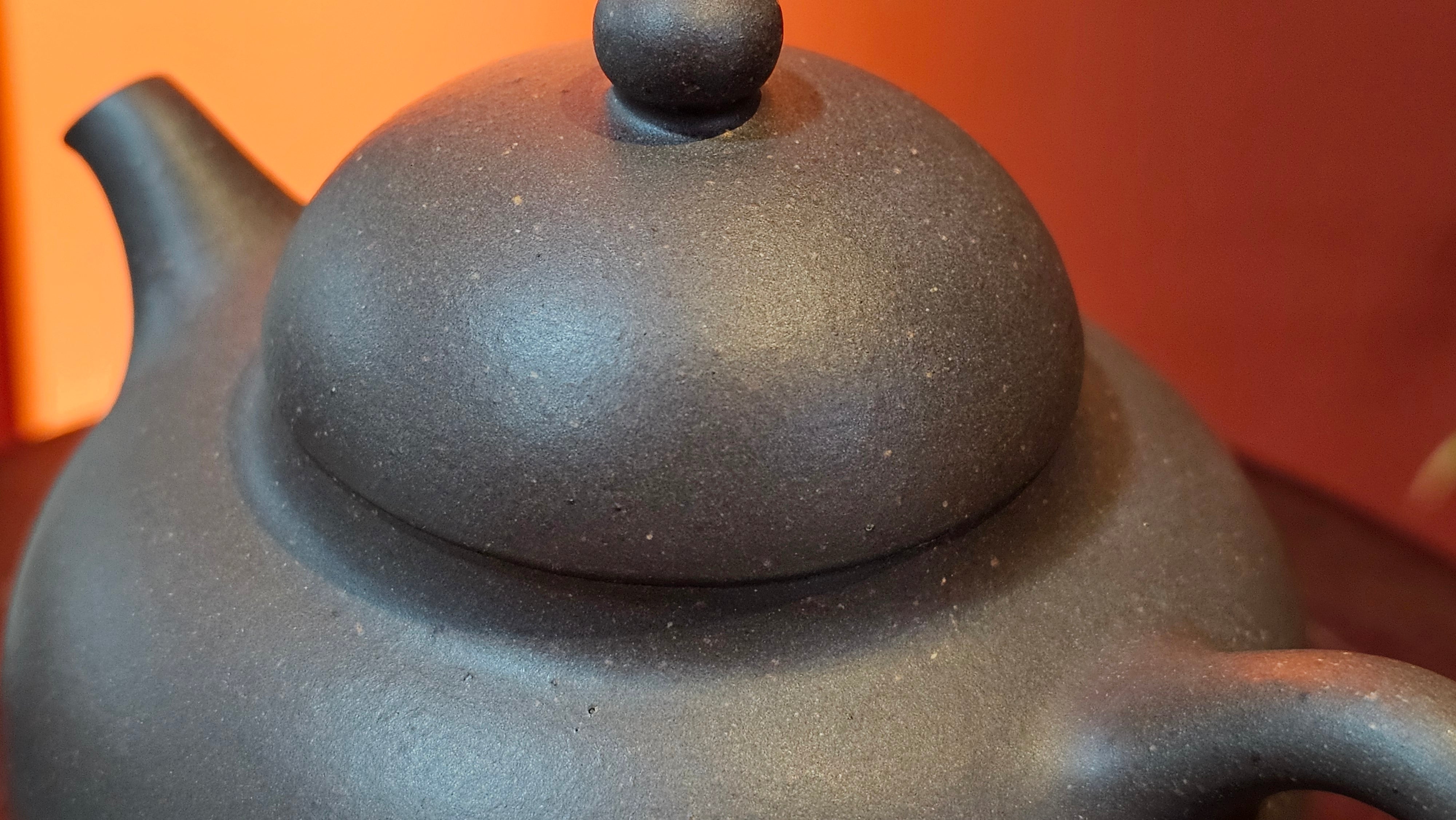 Gao Pan 高番, 143.9ml (very well-weighted bottom, stable!), Tai Xi Zi Ni (Gao Wen) 台西紫泥(高温), by our Craftsman Fan Xiao Zhi 范小智 ~ Congratulations!to Mr Y.L.! 2309hrs 31st August 2025, Cranbourne North!ViC, Australia🇦🇺!