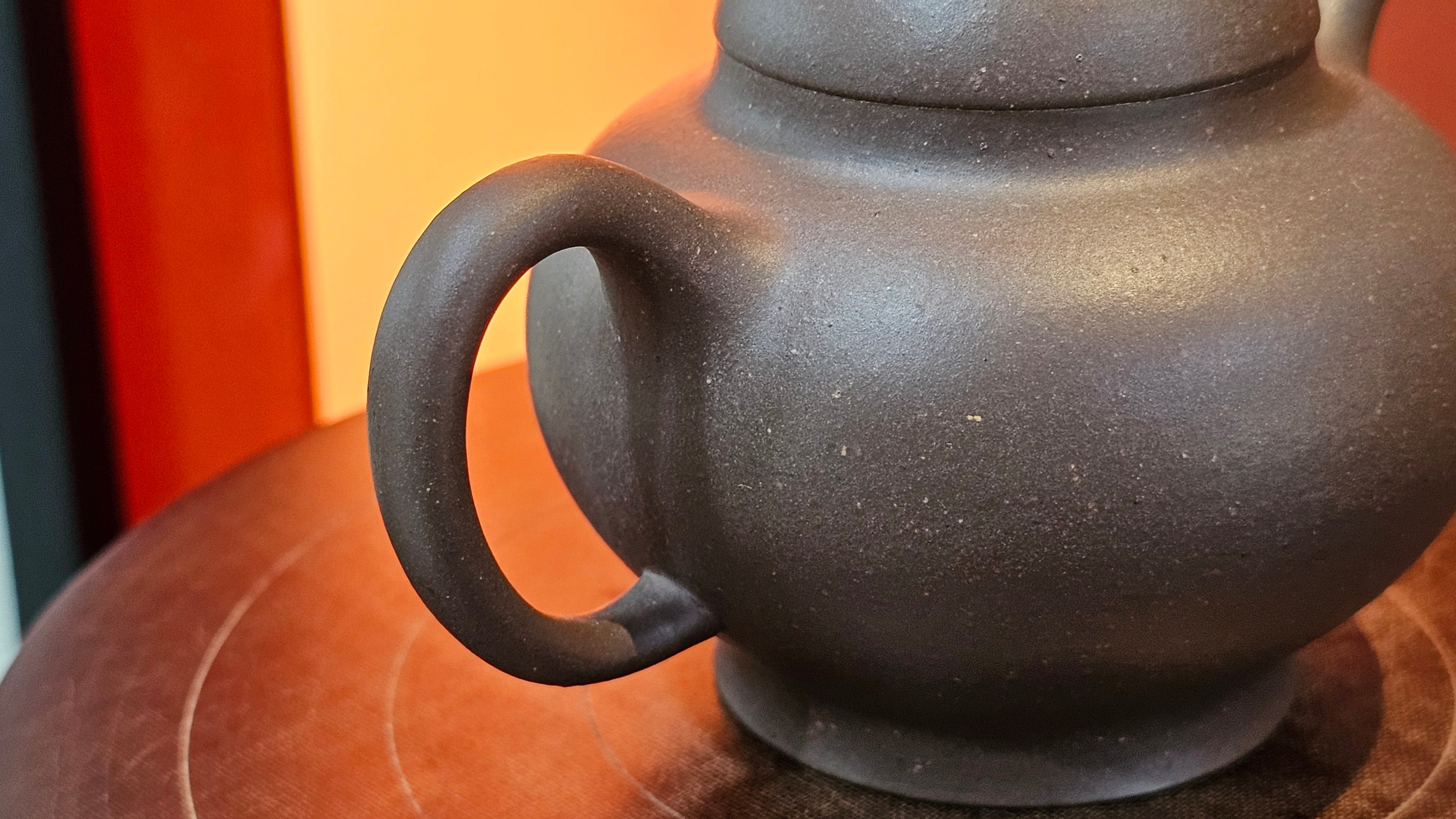 Gao Pan 高番, 143.9ml (very well-weighted bottom, stable!), Tai Xi Zi Ni (Gao Wen) 台西紫泥(高温), by our Craftsman Fan Xiao Zhi 范小智 ~ Congratulations!to Mr Y.L.! 2309hrs 31st August 2025, Cranbourne North!ViC, Australia🇦🇺!