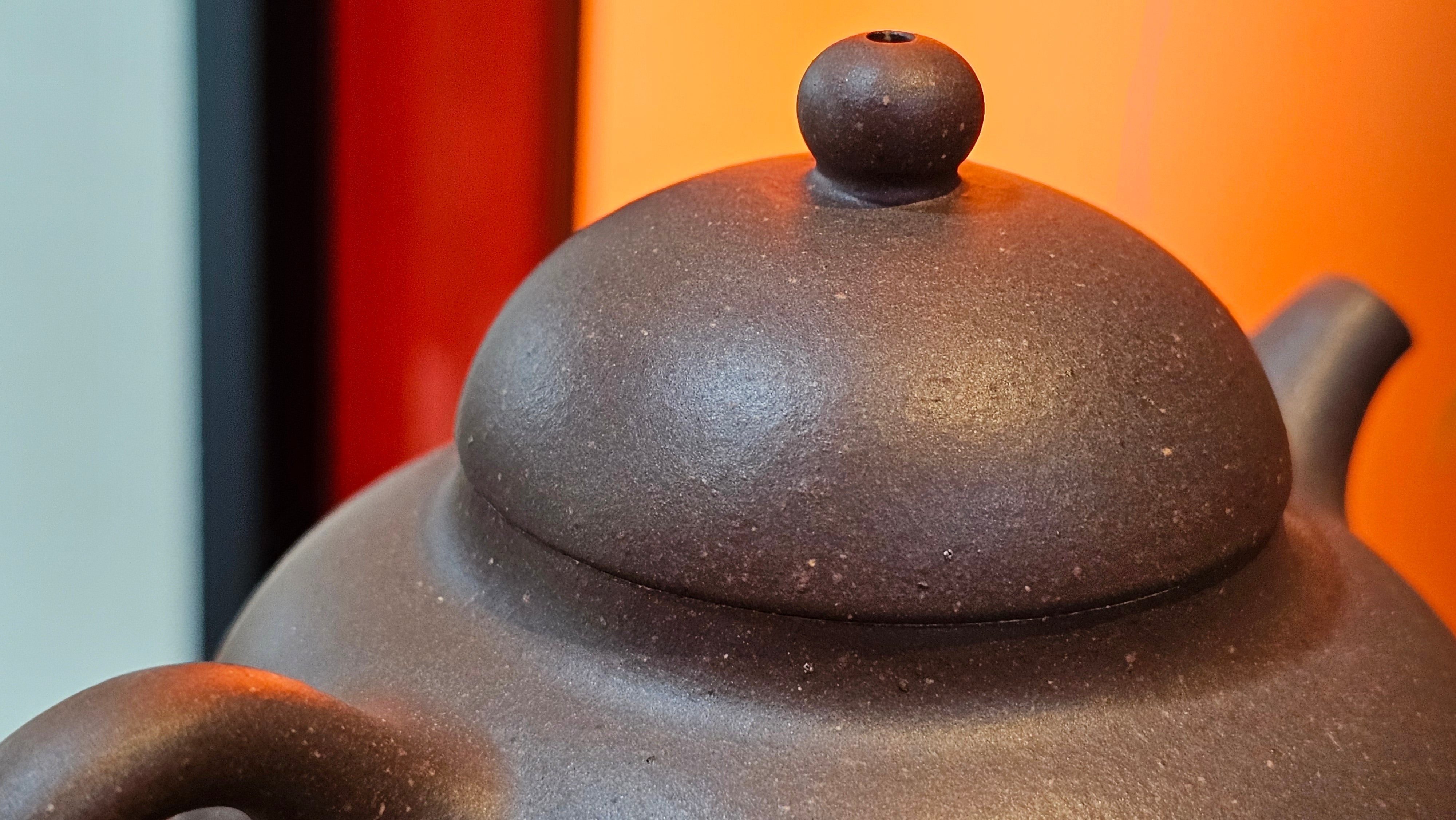 Gao Pan 高番, 143.9ml (very well-weighted bottom, stable!), Tai Xi Zi Ni (Gao Wen) 台西紫泥(高温), by our Craftsman Fan Xiao Zhi 范小智 ~ Congratulations!to Mr Y.L.! 2309hrs 31st August 2025, Cranbourne North!ViC, Australia🇦🇺!