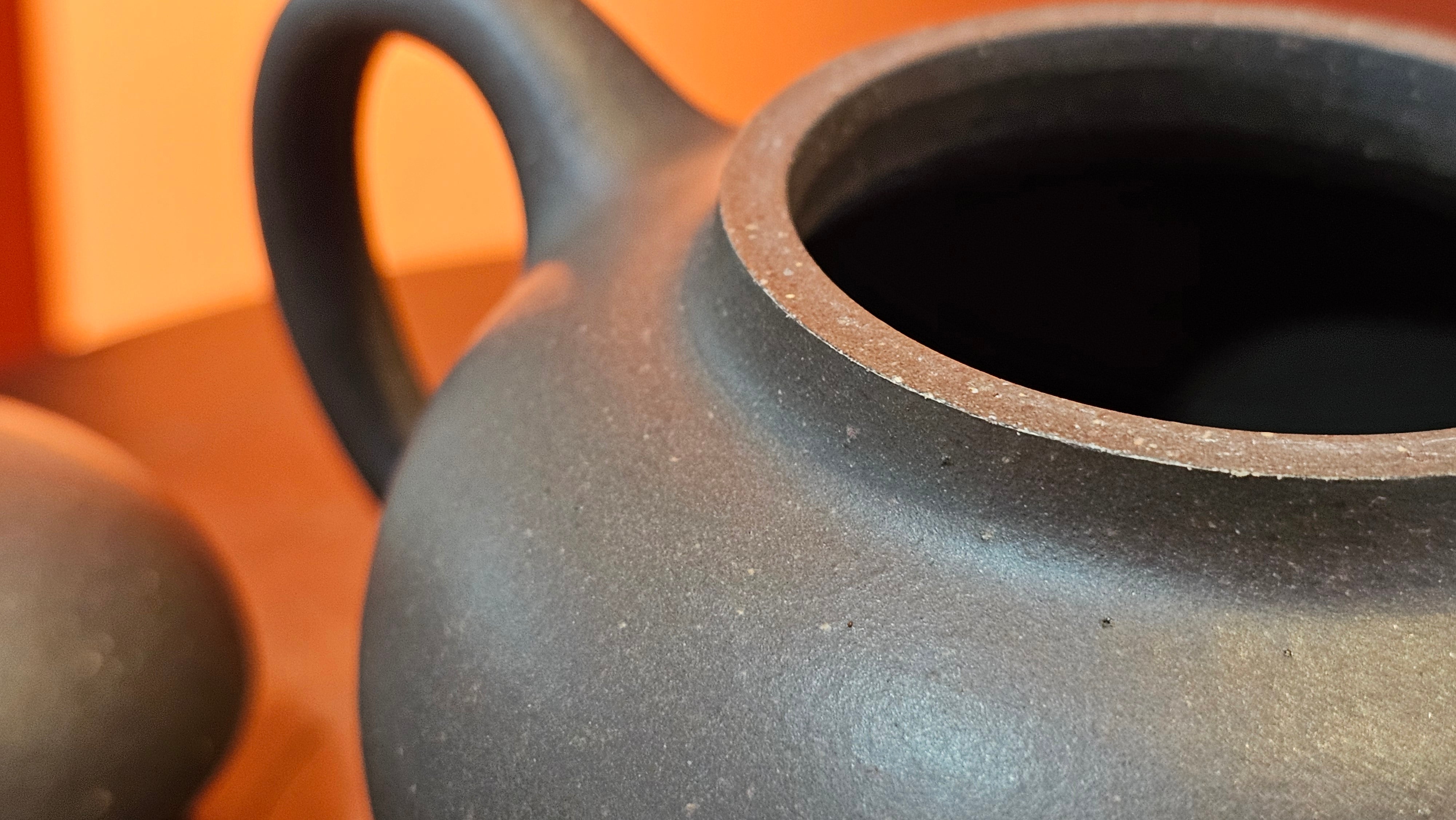 Gao Pan 高番, 143.9ml (very well-weighted bottom, stable!), Tai Xi Zi Ni (Gao Wen) 台西紫泥(高温), by our Craftsman Fan Xiao Zhi 范小智 ~ Congratulations!to Mr Y.L.! 2309hrs 31st August 2025, Cranbourne North!ViC, Australia🇦🇺!