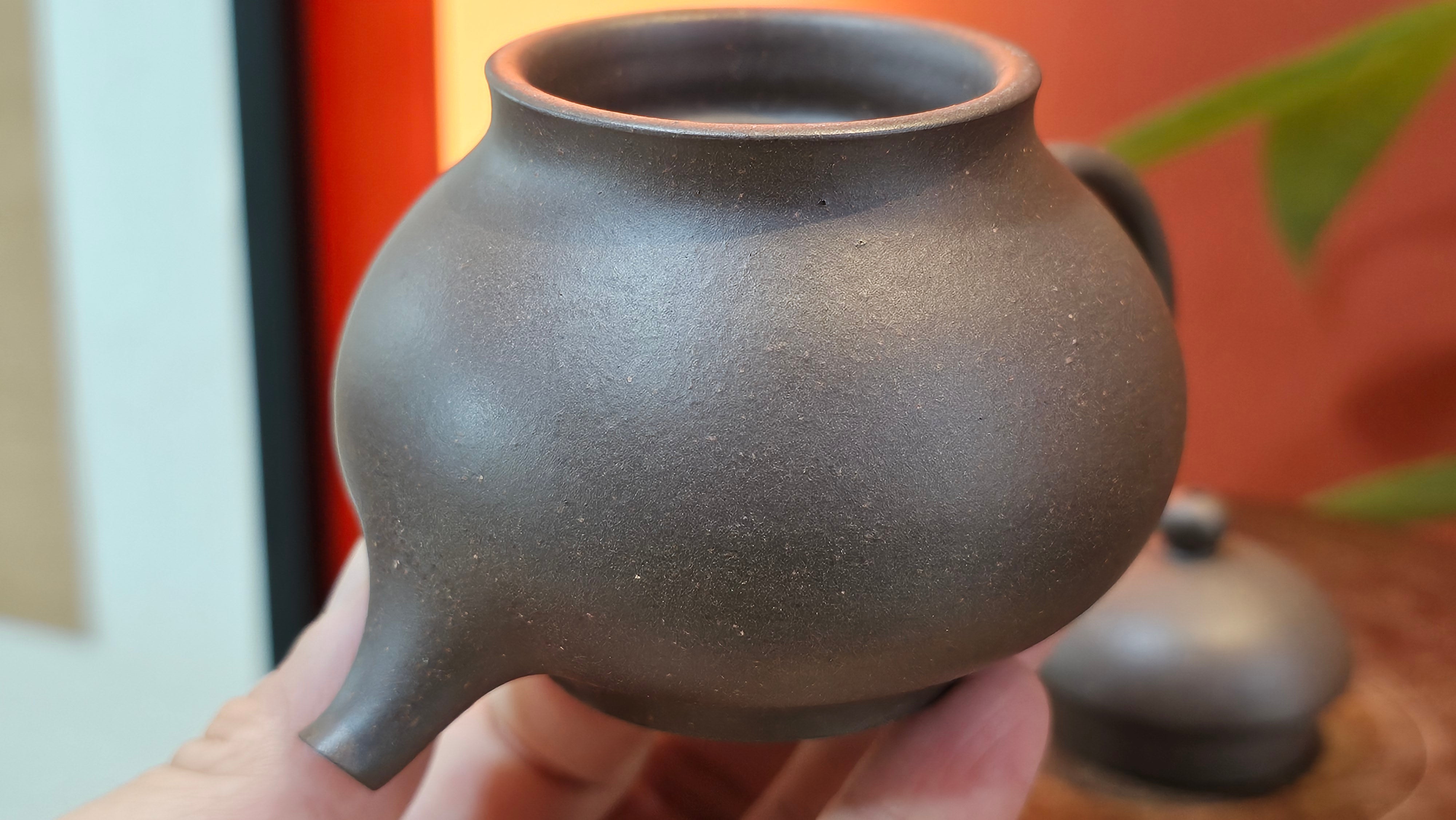 Gao Pan 高番, 143.9ml (very well-weighted bottom, stable!), Tai Xi Zi Ni (Gao Wen) 台西紫泥(高温), by our Craftsman Fan Xiao Zhi 范小智 ~ Congratulations!to Mr Y.L.! 2309hrs 31st August 2025, Cranbourne North!ViC, Australia🇦🇺!