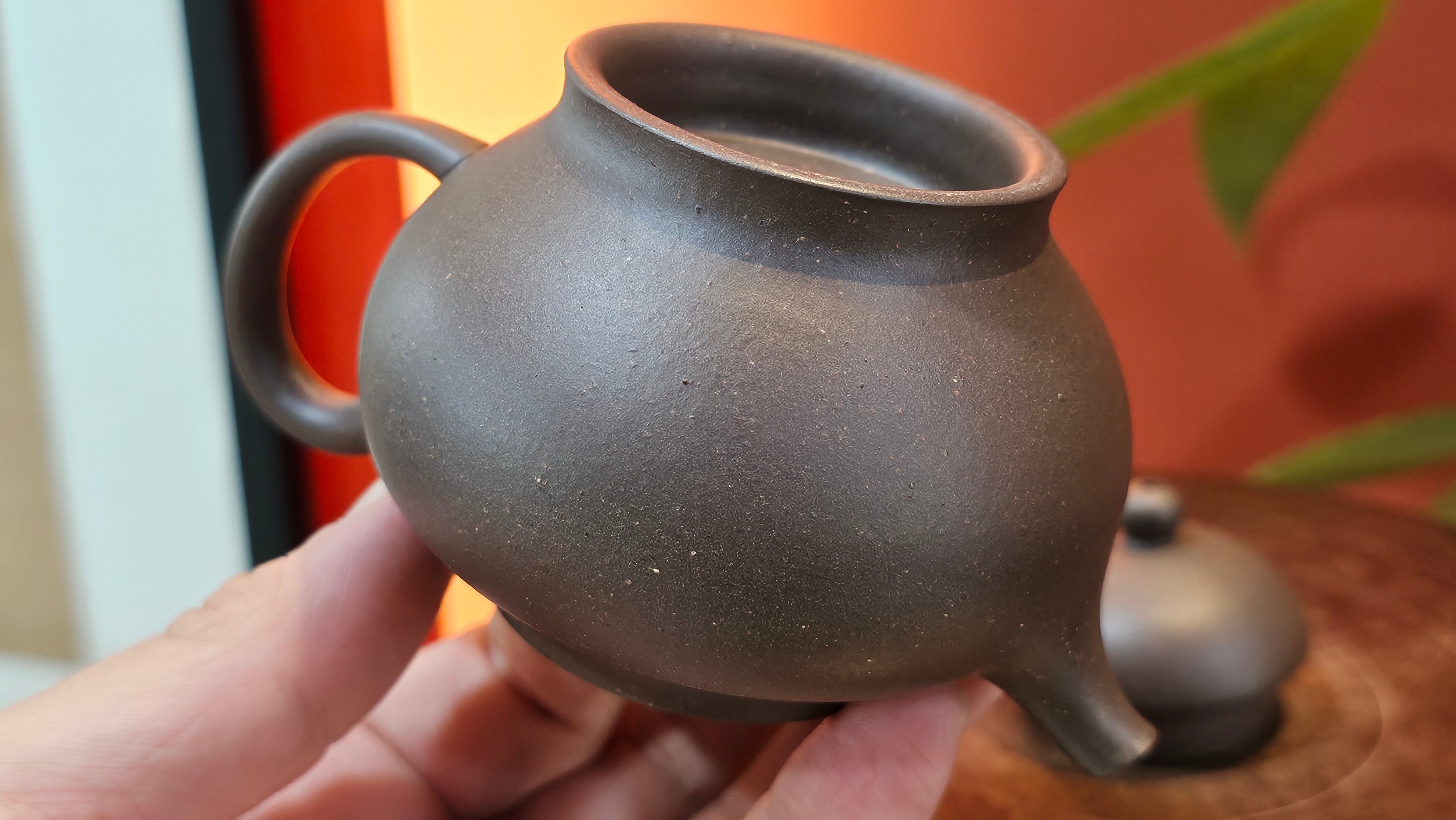 Gao Pan 高番, 143.9ml (very well-weighted bottom, stable!), Tai Xi Zi Ni (Gao Wen) 台西紫泥(高温), by our Craftsman Fan Xiao Zhi 范小智 ~ Congratulations!to Mr Y.L.! 2309hrs 31st August 2025, Cranbourne North!ViC, Australia🇦🇺!