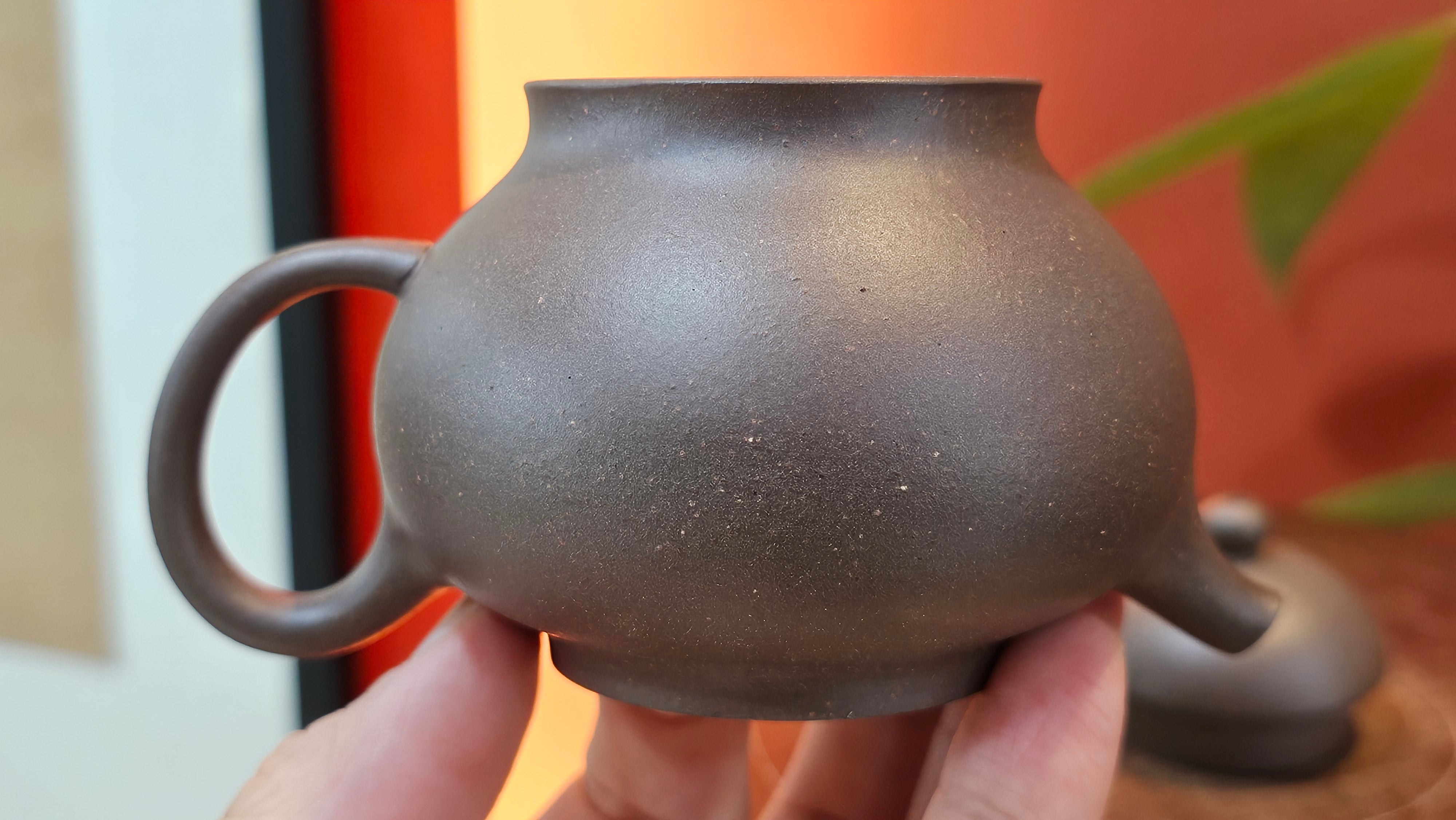 Gao Pan 高番, 143.9ml (very well-weighted bottom, stable!), Tai Xi Zi Ni (Gao Wen) 台西紫泥(高温), by our Craftsman Fan Xiao Zhi 范小智 ~ Congratulations!to Mr Y.L.! 2309hrs 31st August 2025, Cranbourne North!ViC, Australia🇦🇺!