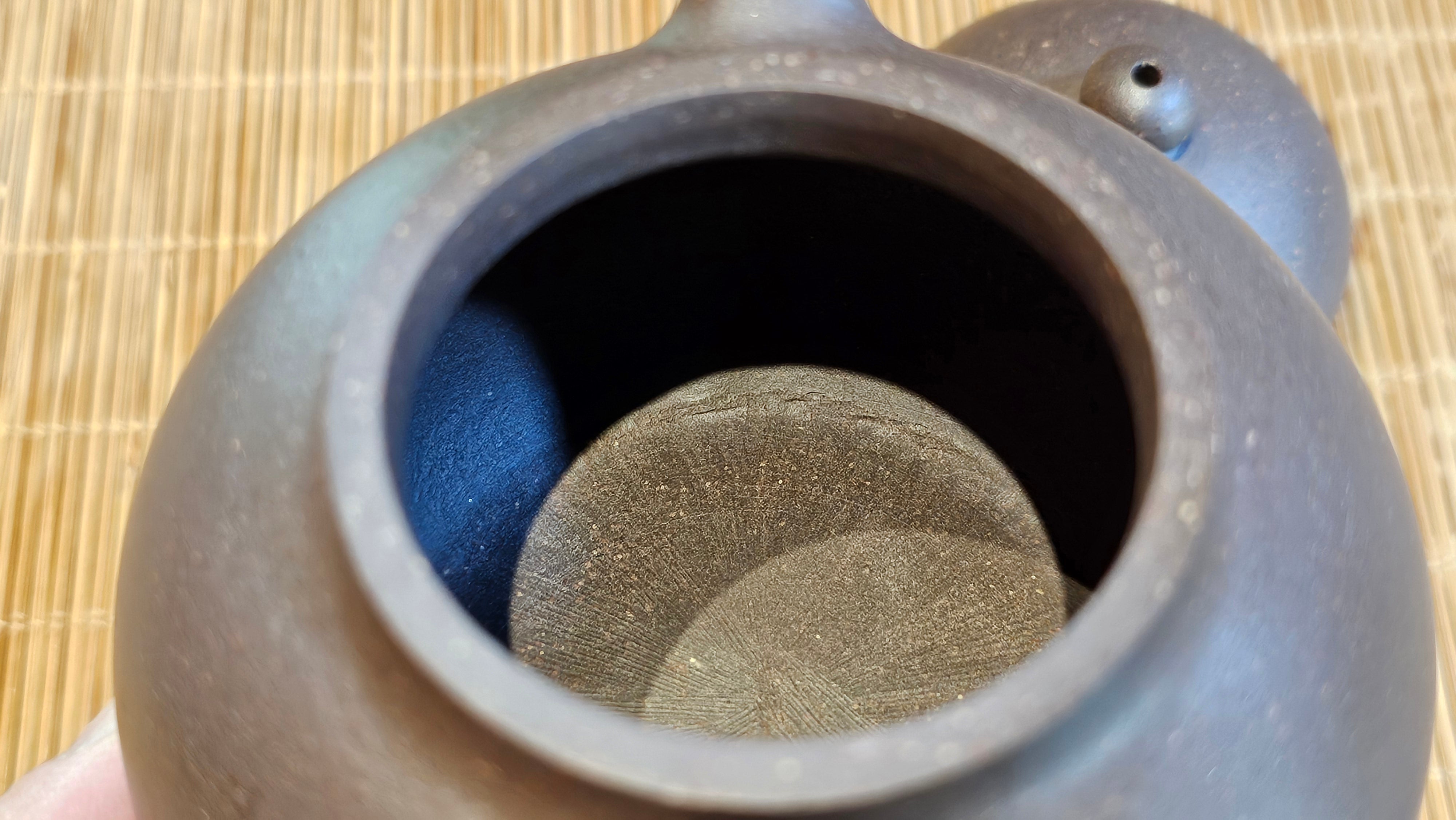 Gao Pan 高番, 143.9ml (very well-weighted bottom, stable!), Tai Xi Zi Ni (Gao Wen) 台西紫泥(高温), by our Craftsman Fan Xiao Zhi 范小智 ~ Congratulations!to Mr Y.L.! 2309hrs 31st August 2025, Cranbourne North!ViC, Australia🇦🇺!