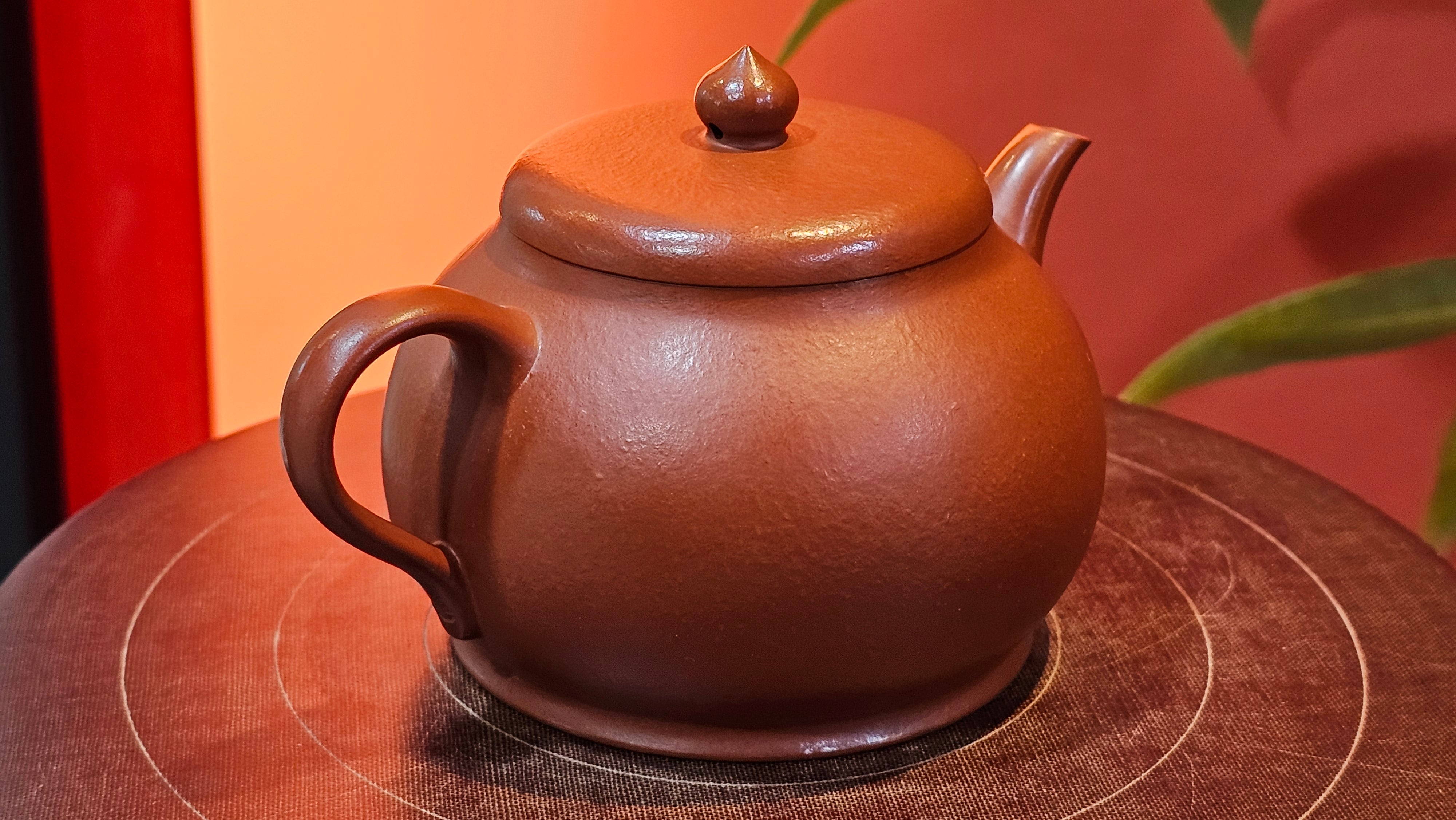 Yi Pin Hu, 172.8ml, Xiao Mei Yao Zhu Ni 小煤窑朱泥,  by Craftsman Chen Yue Fei 陈跃飞 ~ Congratulations!to Mr J.G.! 2036hrs 17th Sept 2025, Orlando! FL.