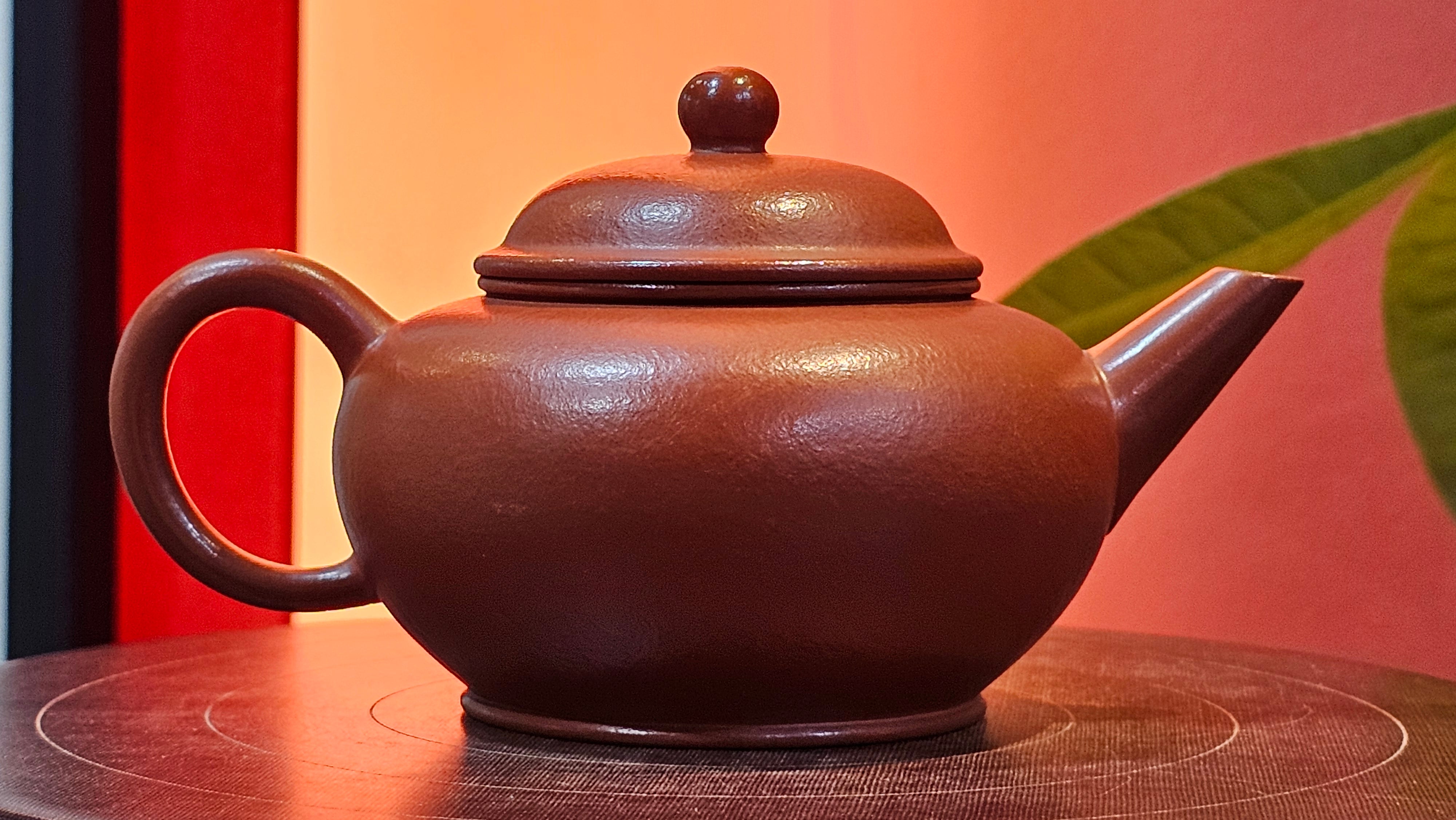 Shui Ping 水平, 157.8ml, Xiao Mei Yao Zhu Ni 小煤窑朱泥, by our Craftsman Chen Yue Fei 陈跃飞 ~!Congratulations to Mr M.C.! 0804hrs 31st August 2025, Fresno! CA!