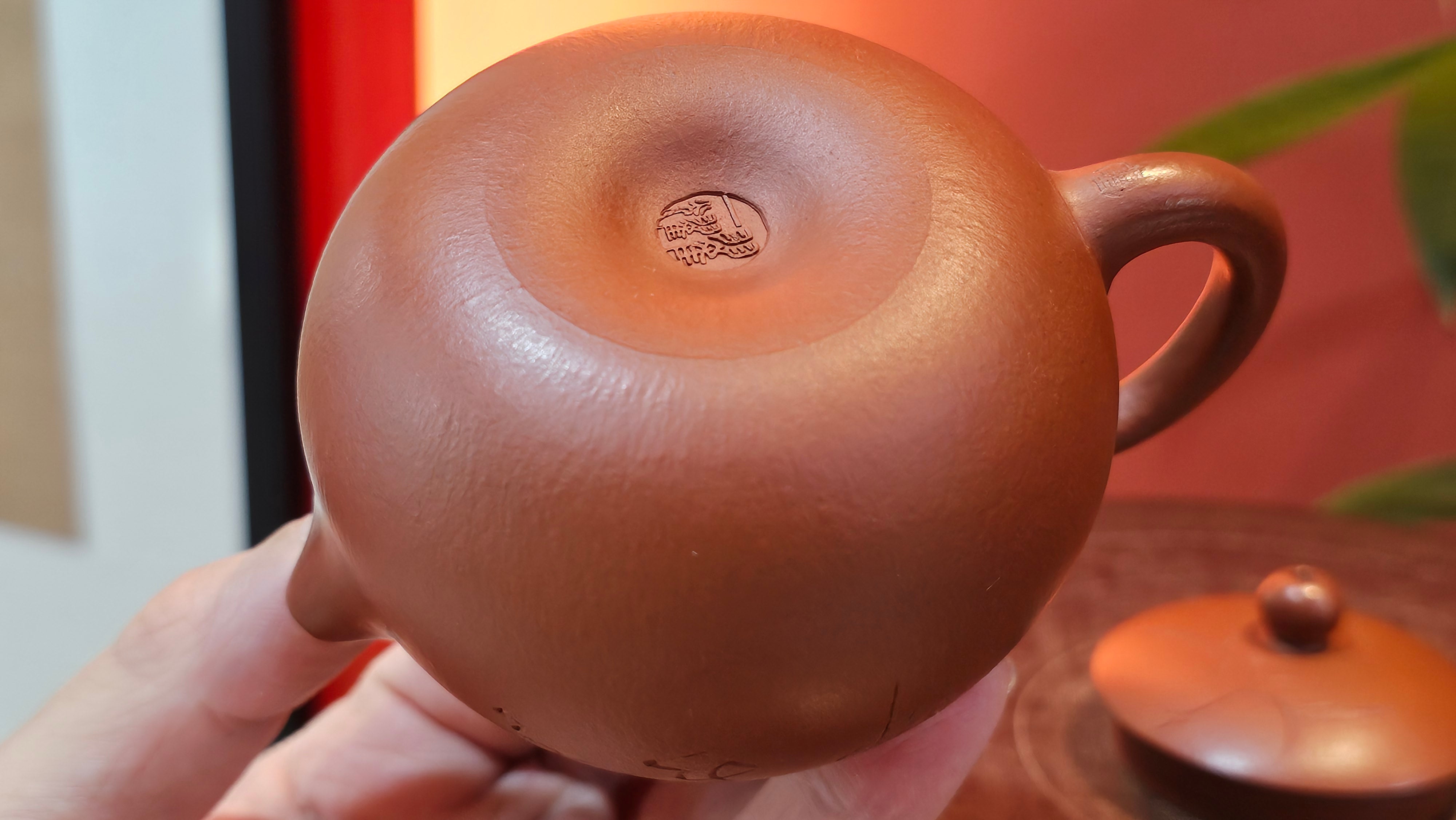 Xi Shi 西施 with Bamboo Engraving 竹刻绘, 161.1ml, Xiao Mei Yao Zhu Ni 小煤窑朱泥, by Collaborative Craftsman Zhai Yi Yao 翟一耀 and Craftsman Yi De Shu 一德书 ~ Congratulations to!Mr V.J.! 1157hrs 16th Sept 2025, Bartlett, IL!