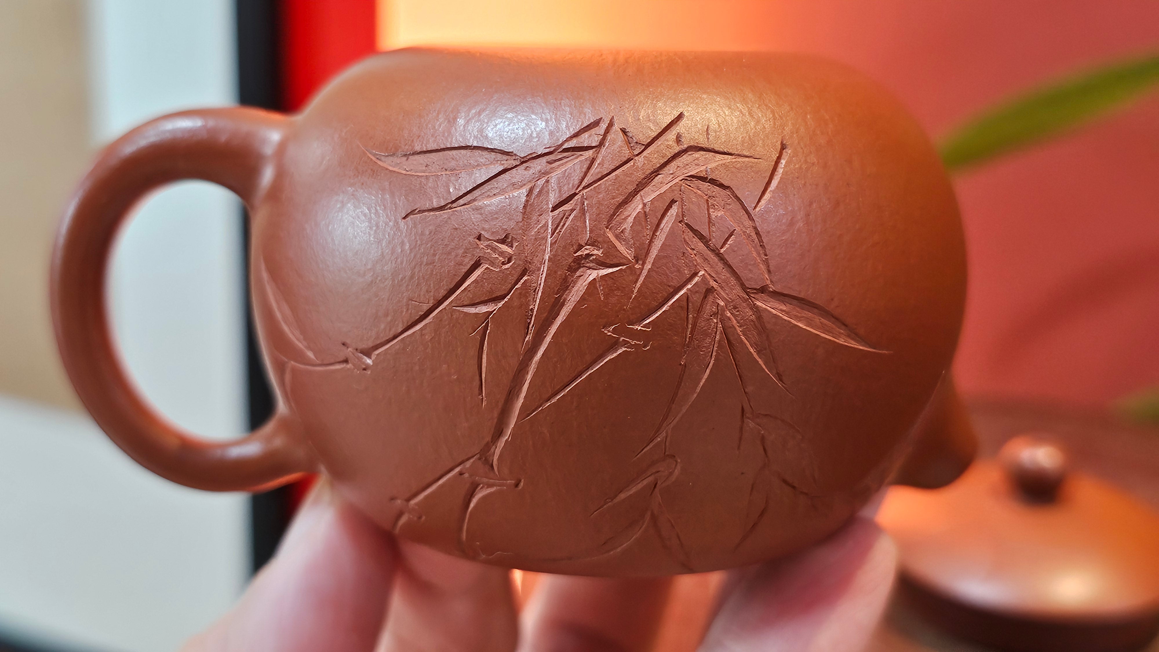 Xi Shi 西施 with Bamboo Engraving 竹刻绘, 161.1ml, Xiao Mei Yao Zhu Ni 小煤窑朱泥, by Collaborative Craftsman Zhai Yi Yao 翟一耀 and Craftsman Yi De Shu 一德书 ~ Congratulations to!Mr V.J.! 1157hrs 16th Sept 2025, Bartlett, IL!