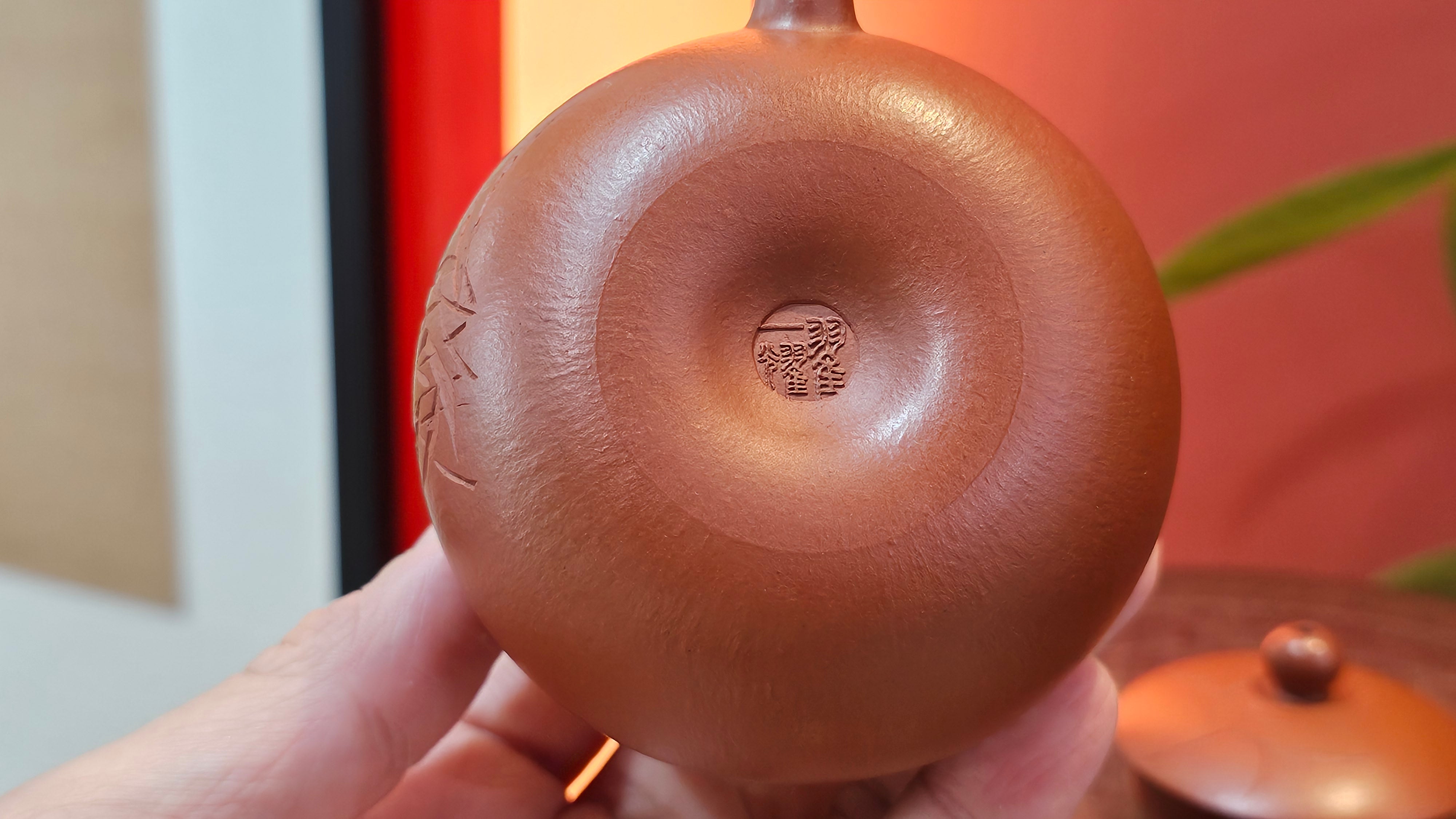 Xi Shi 西施 with Bamboo Engraving 竹刻绘, 161.1ml, Xiao Mei Yao Zhu Ni 小煤窑朱泥, by Collaborative Craftsman Zhai Yi Yao 翟一耀 and Craftsman Yi De Shu 一德书 ~ Congratulations to!Mr V.J.! 1157hrs 16th Sept 2025, Bartlett, IL!