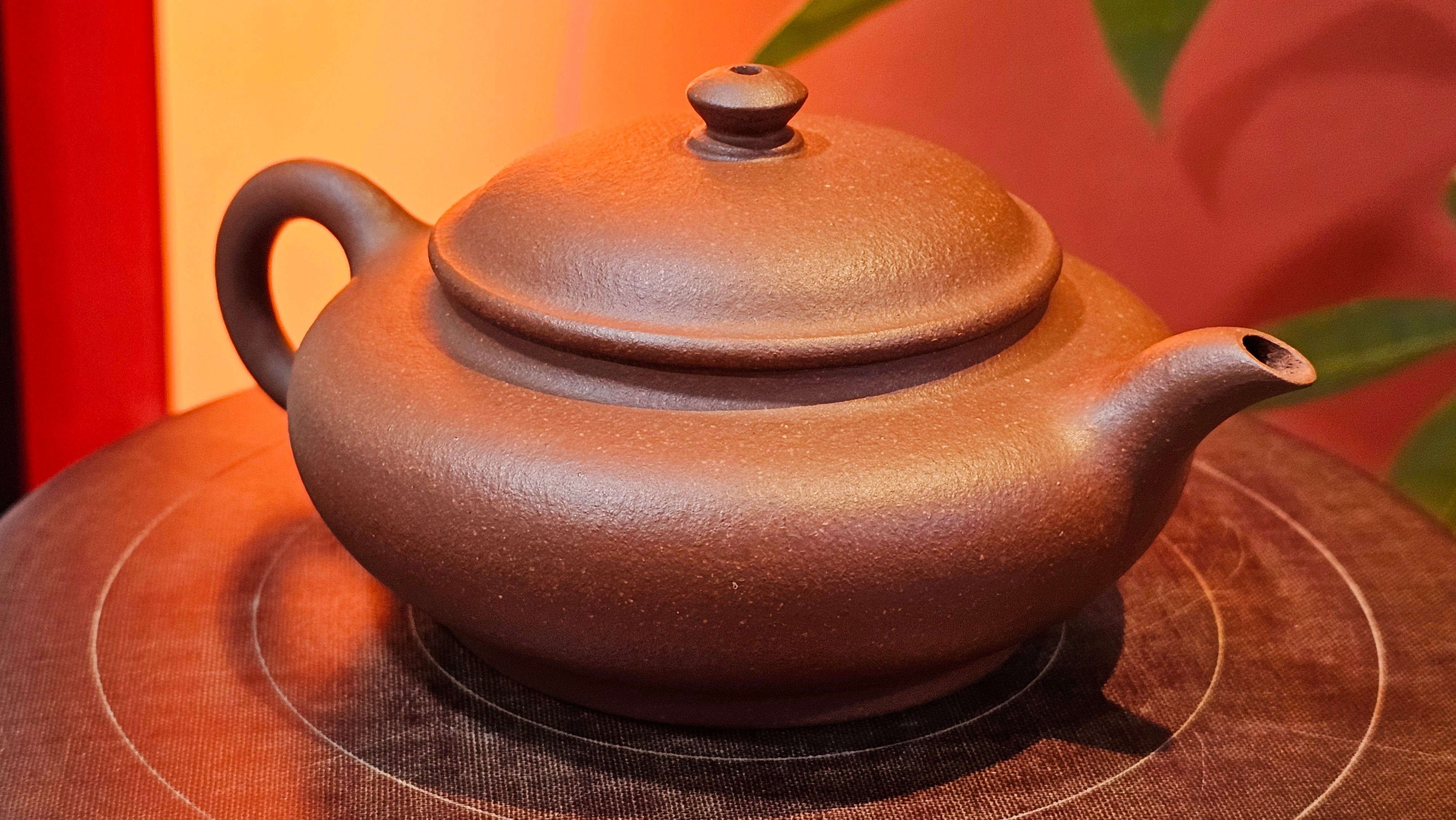 Xu Bian 虚扁, 186.2ml, Hong Jiang Po Ni 红降坡泥, by Craftsman Chen Gui Zhi 陈桂枝。(Red JiangPoNi is rarer than Yellow JiangPoNi, XiaoMeiYao ZhuNi & ZhaoZhuang ZhuNi) ~ Congratulations to Mr B.! 1532hrs 12th Sept 2025! Summerville, Canada🇨🇦.