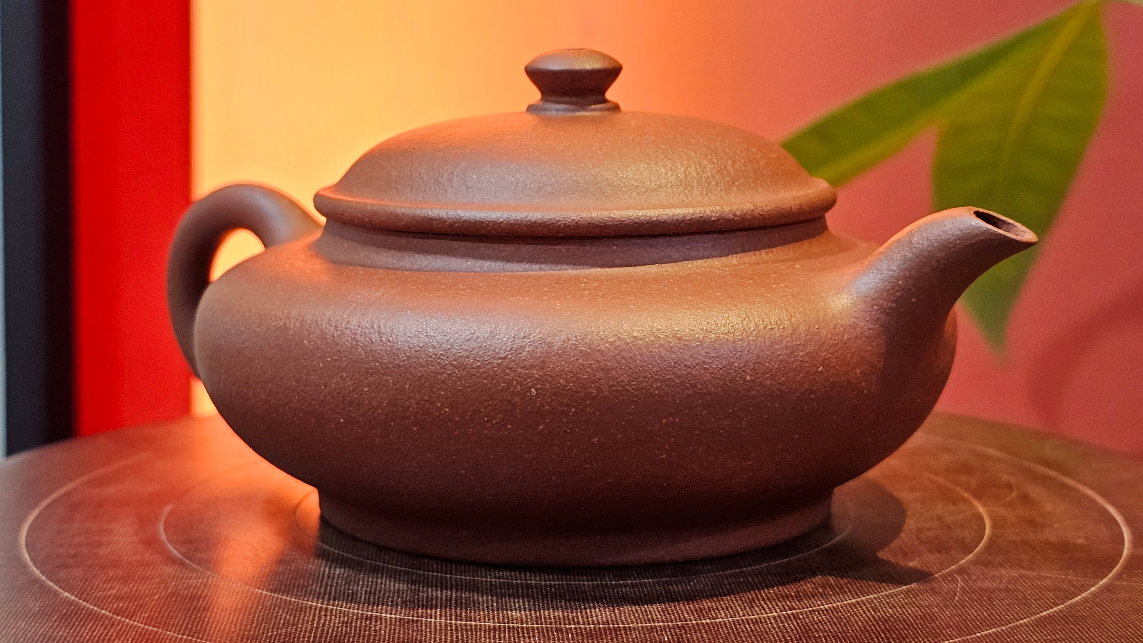 Xu Bian 虚扁, 186.2ml, Hong Jiang Po Ni 红降坡泥, by Craftsman Chen Gui Zhi 陈桂枝。(Red JiangPoNi is rarer than Yellow JiangPoNi, XiaoMeiYao ZhuNi & ZhaoZhuang ZhuNi) ~ Congratulations to Mr B.! 1532hrs 12th Sept 2025! Summerville, Canada🇨🇦.