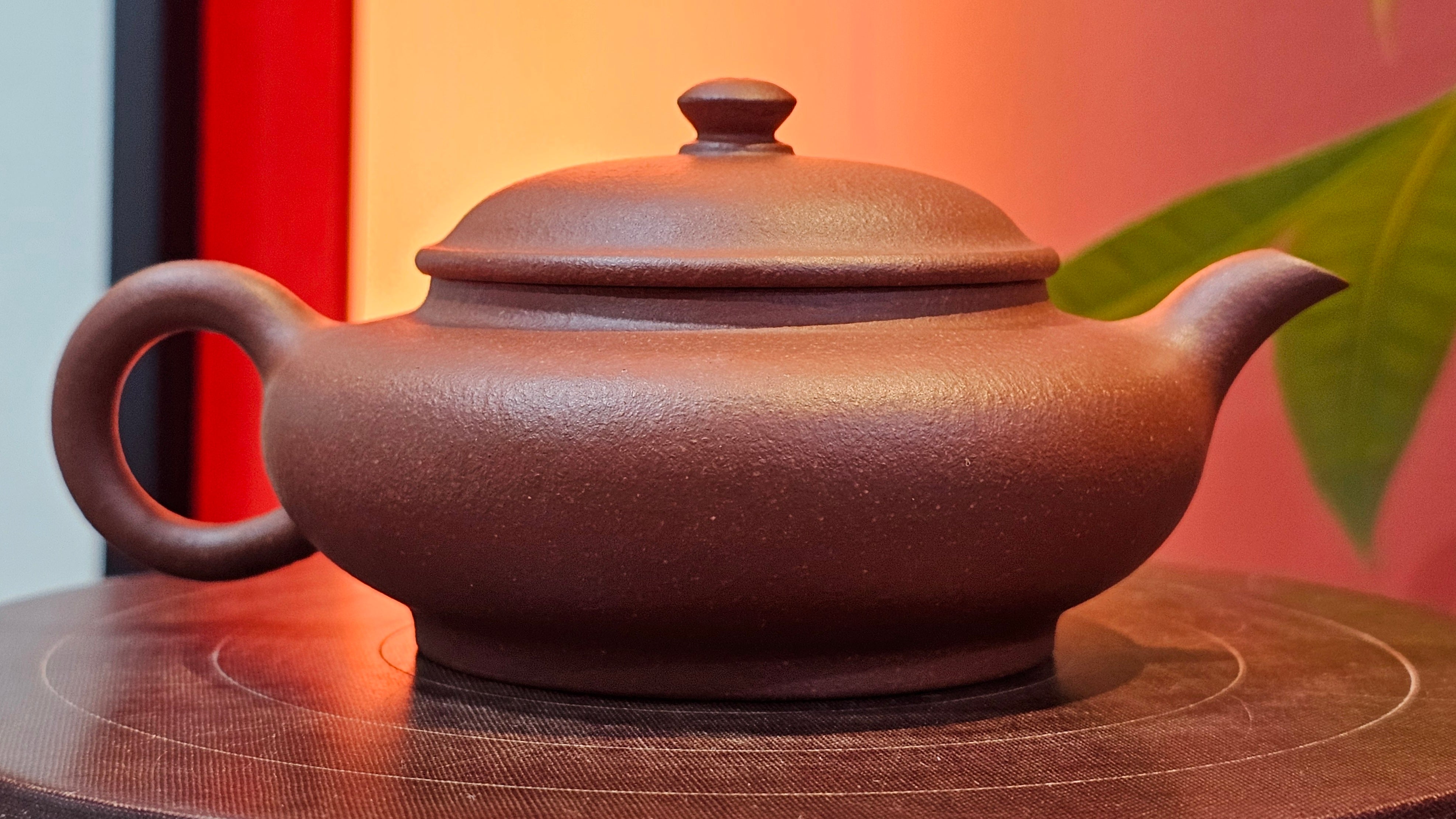 Xu Bian 虚扁, 186.2ml, Hong Jiang Po Ni 红降坡泥, by Craftsman Chen Gui Zhi 陈桂枝。(Red JiangPoNi is rarer than Yellow JiangPoNi, XiaoMeiYao ZhuNi & ZhaoZhuang ZhuNi) ~ Congratulations to Mr B.! 1532hrs 12th Sept 2025! Summerville, Canada🇨🇦.