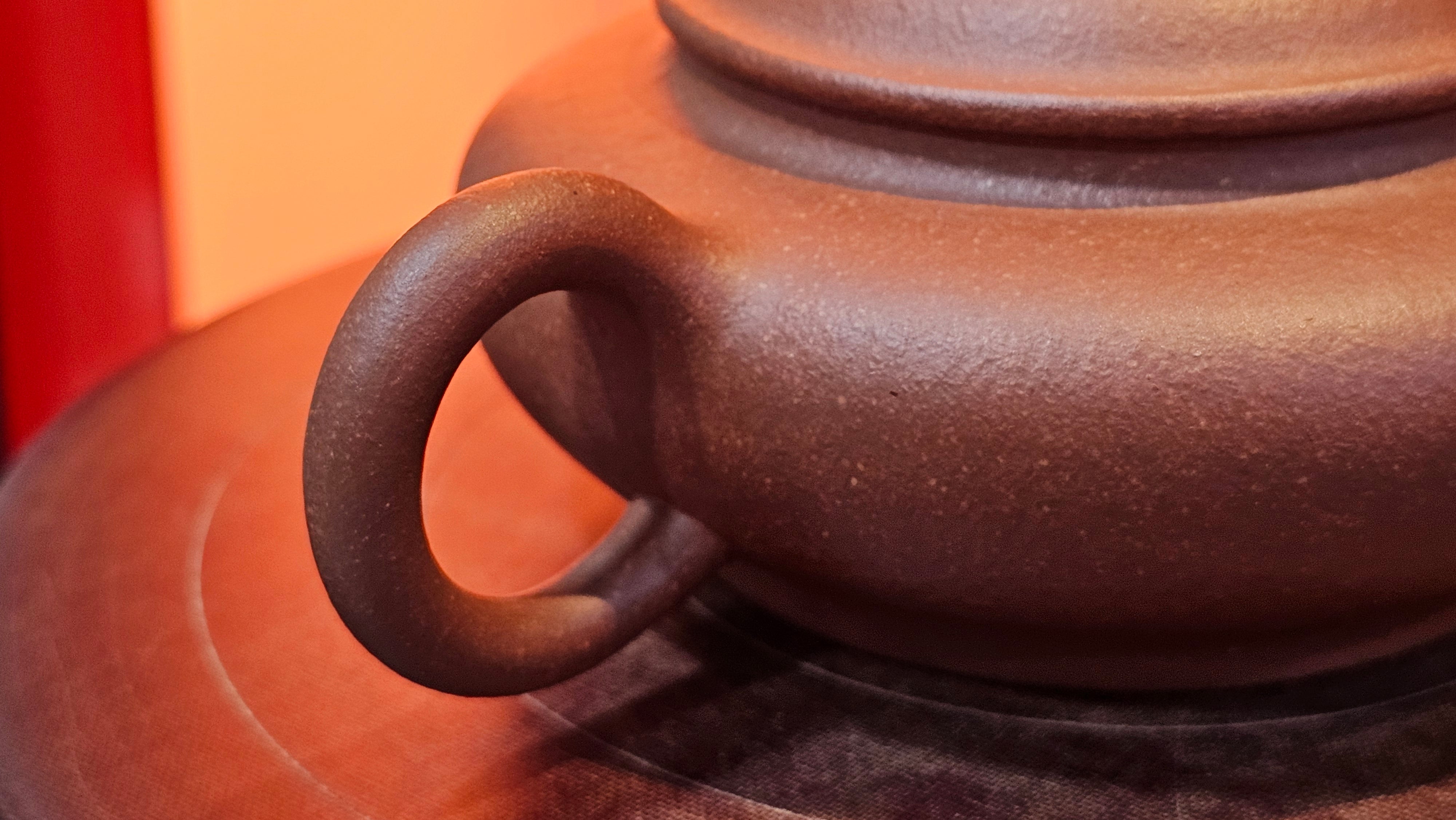 Xu Bian 虚扁, 186.2ml, Hong Jiang Po Ni 红降坡泥, by Craftsman Chen Gui Zhi 陈桂枝。(Red JiangPoNi is rarer than Yellow JiangPoNi, XiaoMeiYao ZhuNi & ZhaoZhuang ZhuNi) ~ Congratulations to Mr B.! 1532hrs 12th Sept 2025! Summerville, Canada🇨🇦.