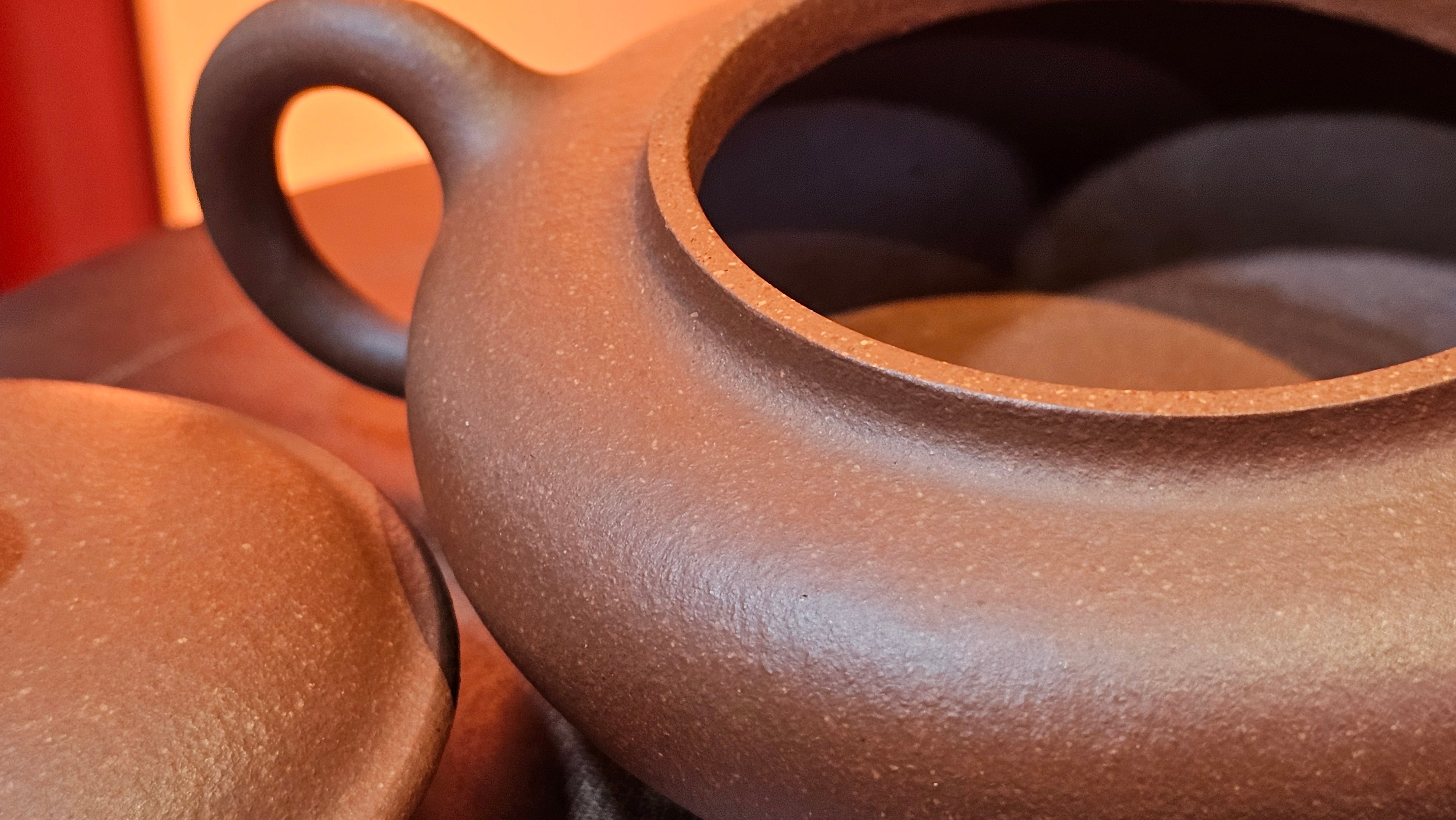 Xu Bian 虚扁, 186.2ml, Hong Jiang Po Ni 红降坡泥, by Craftsman Chen Gui Zhi 陈桂枝。(Red JiangPoNi is rarer than Yellow JiangPoNi, XiaoMeiYao ZhuNi & ZhaoZhuang ZhuNi) ~ Congratulations to Mr B.! 1532hrs 12th Sept 2025! Summerville, Canada🇨🇦.