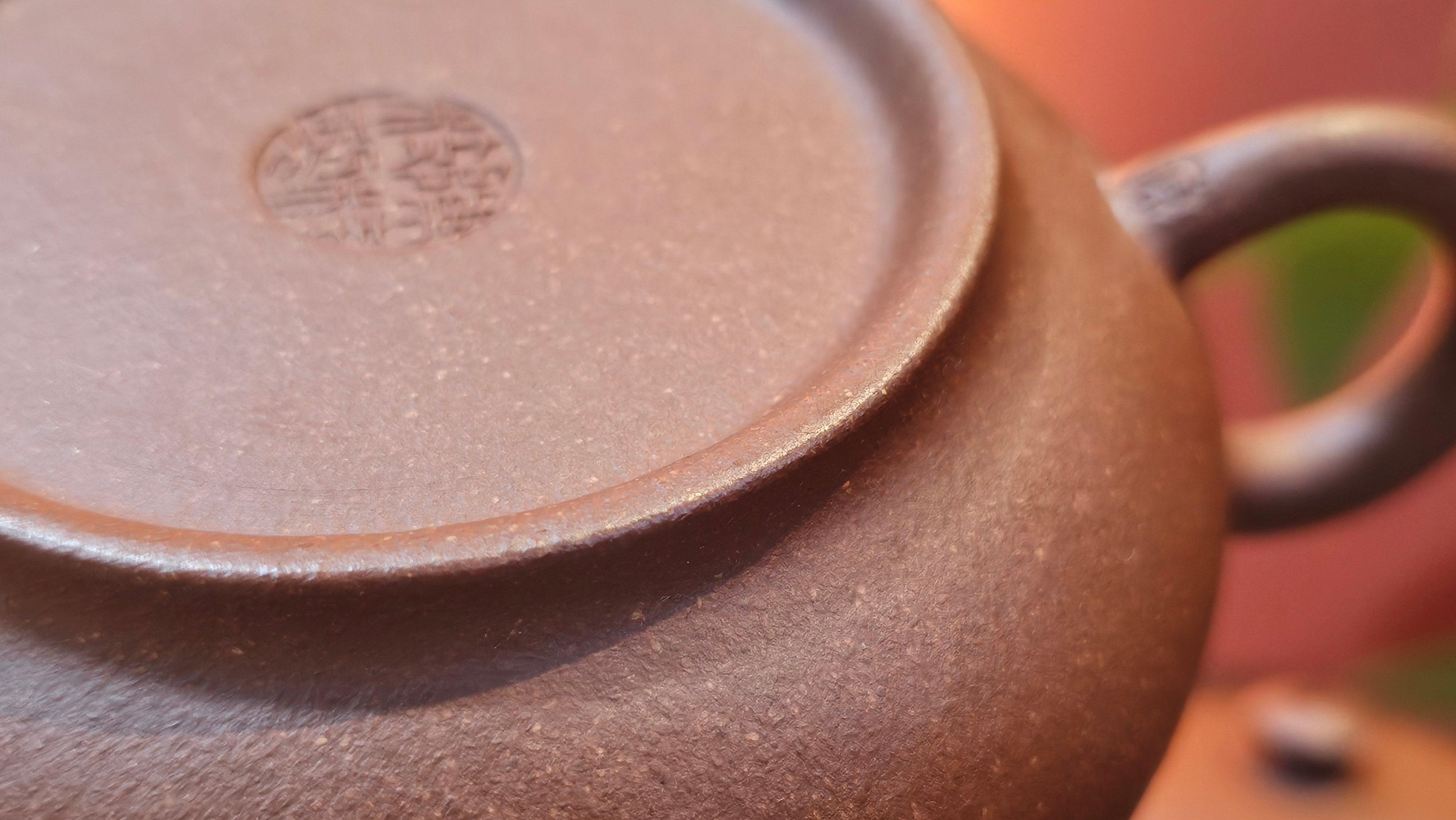 Xu Bian 虚扁, 186.2ml, Hong Jiang Po Ni 红降坡泥, by Craftsman Chen Gui Zhi 陈桂枝。(Red JiangPoNi is rarer than Yellow JiangPoNi, XiaoMeiYao ZhuNi & ZhaoZhuang ZhuNi) ~ Congratulations to Mr B.! 1532hrs 12th Sept 2025! Summerville, Canada🇨🇦.