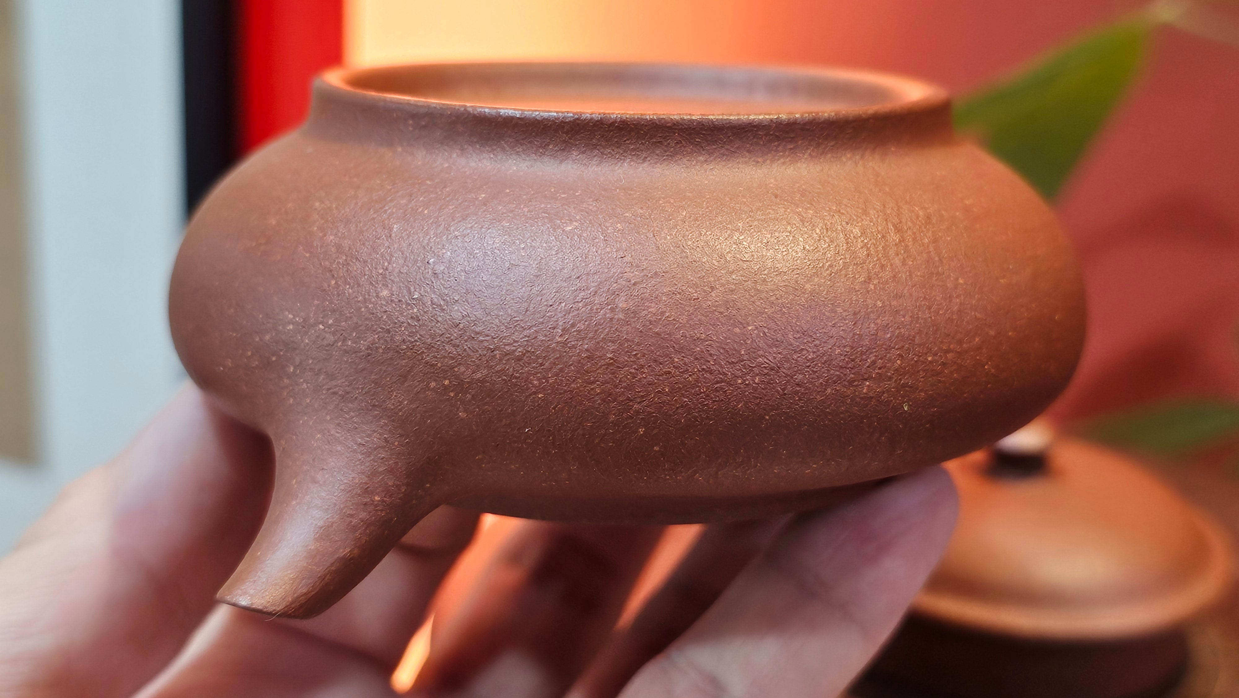 Xu Bian 虚扁, 186.2ml, Hong Jiang Po Ni 红降坡泥, by Craftsman Chen Gui Zhi 陈桂枝。(Red JiangPoNi is rarer than Yellow JiangPoNi, XiaoMeiYao ZhuNi & ZhaoZhuang ZhuNi) ~ Congratulations to Mr B.! 1532hrs 12th Sept 2025! Summerville, Canada🇨🇦.