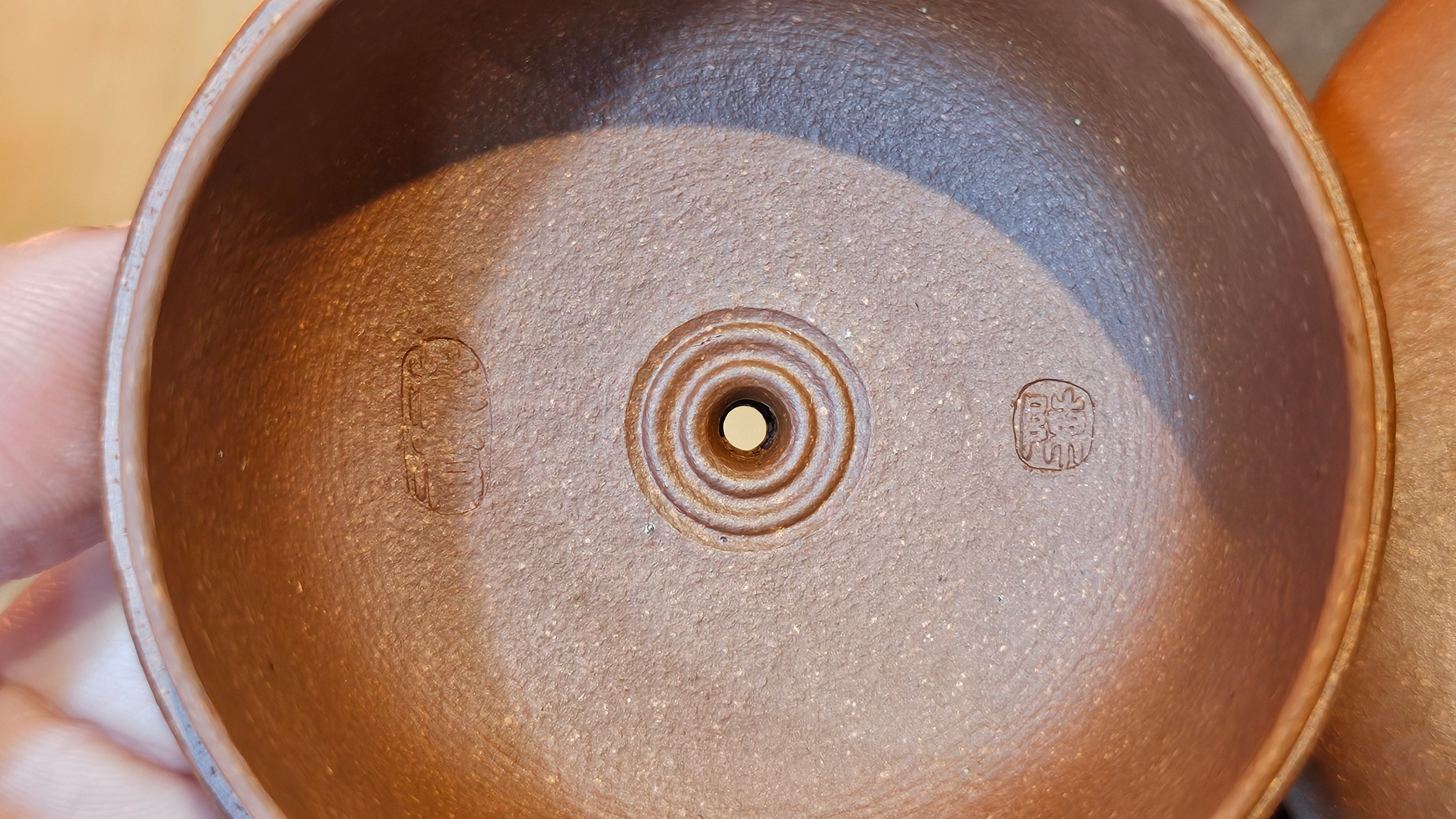 Xu Bian 虚扁, 186.2ml, Hong Jiang Po Ni 红降坡泥, by Craftsman Chen Gui Zhi 陈桂枝。(Red JiangPoNi is rarer than Yellow JiangPoNi, XiaoMeiYao ZhuNi & ZhaoZhuang ZhuNi) ~ Congratulations to Mr B.! 1532hrs 12th Sept 2025! Summerville, Canada🇨🇦.