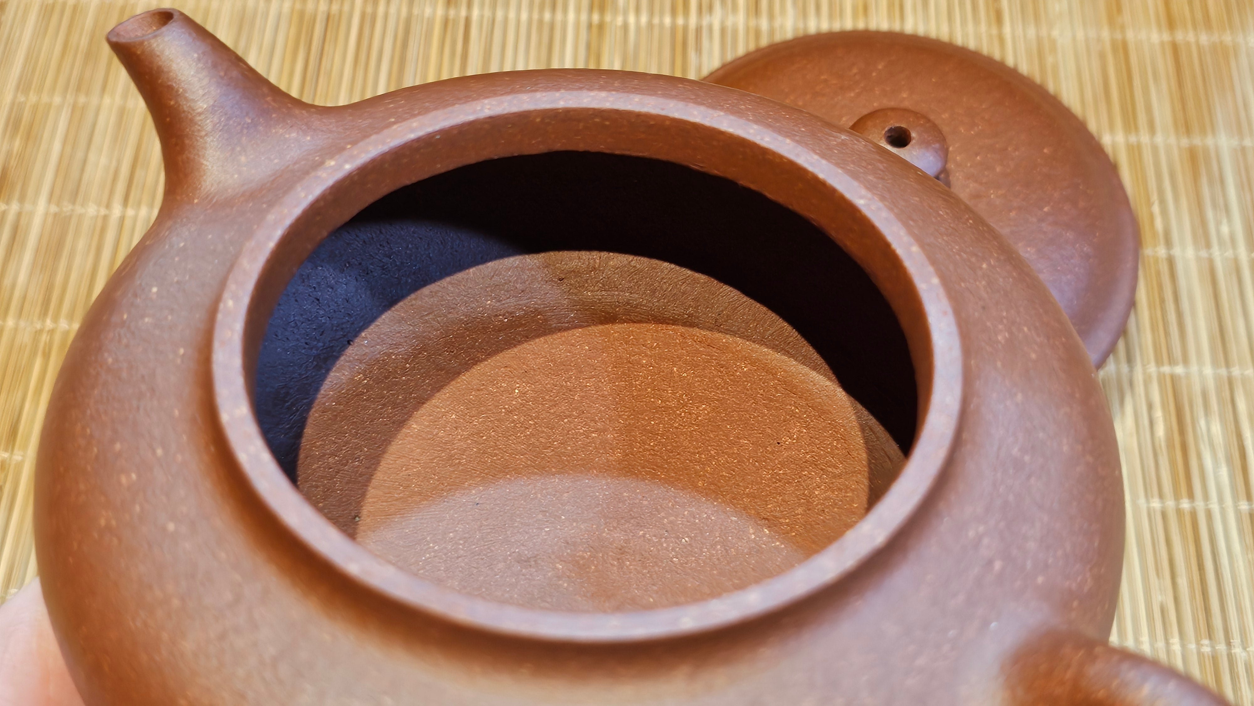 Xu Bian 虚扁, 186.2ml, Hong Jiang Po Ni 红降坡泥, by Craftsman Chen Gui Zhi 陈桂枝。(Red JiangPoNi is rarer than Yellow JiangPoNi, XiaoMeiYao ZhuNi & ZhaoZhuang ZhuNi) ~ Congratulations to Mr B.! 1532hrs 12th Sept 2025! Summerville, Canada🇨🇦.