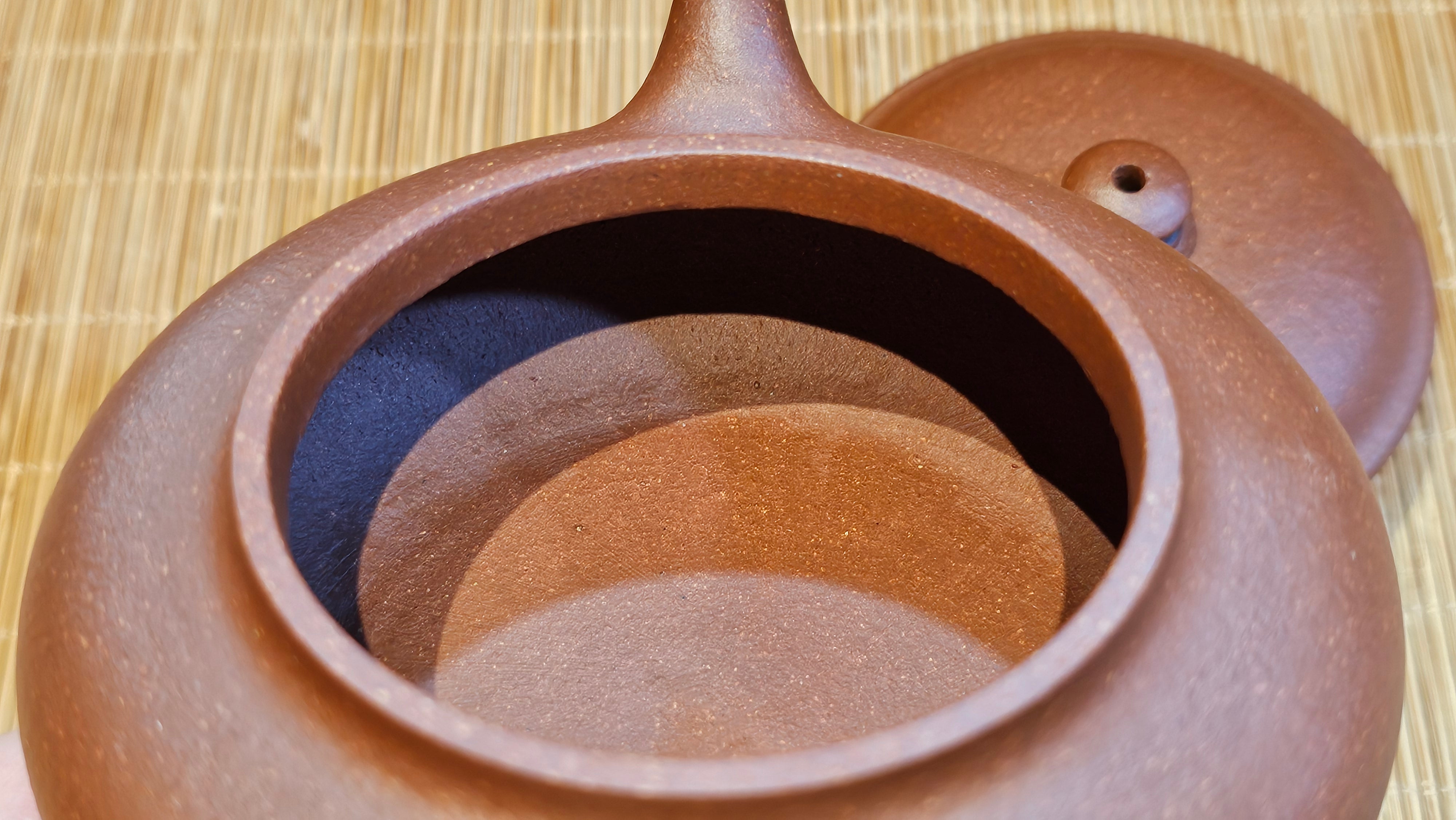 Xu Bian 虚扁, 186.2ml, Hong Jiang Po Ni 红降坡泥, by Craftsman Chen Gui Zhi 陈桂枝。(Red JiangPoNi is rarer than Yellow JiangPoNi, XiaoMeiYao ZhuNi & ZhaoZhuang ZhuNi) ~ Congratulations to Mr B.! 1532hrs 12th Sept 2025! Summerville, Canada🇨🇦.