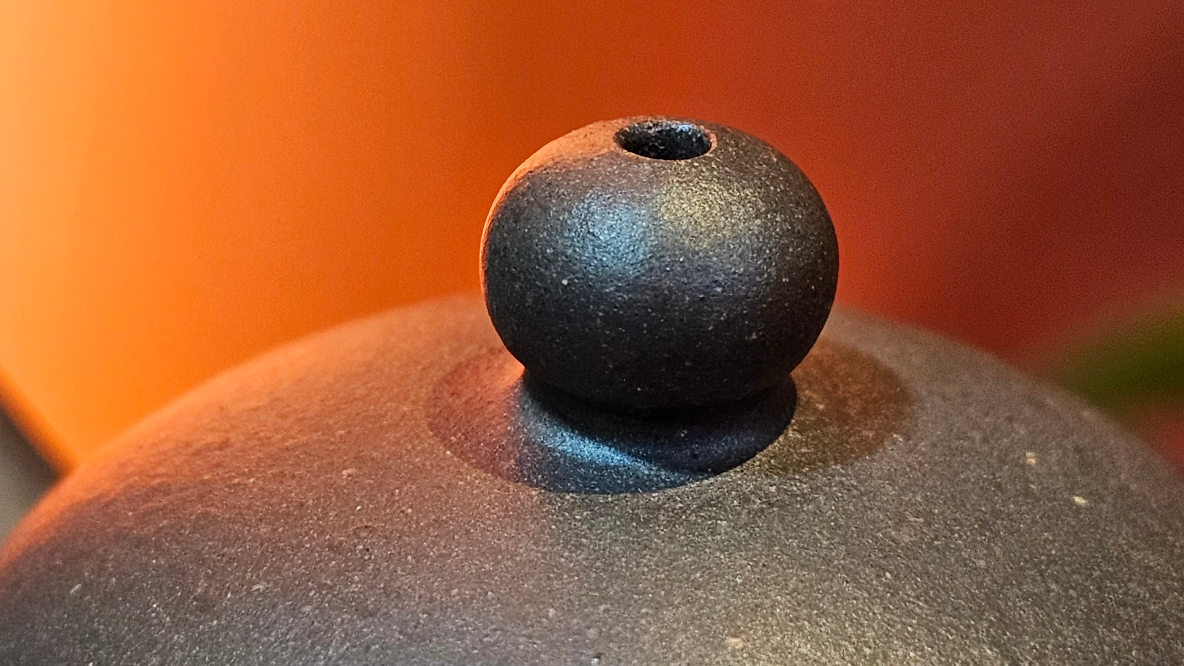 Gao Pan 高番, 140.6ml (very well-weighted bottom, stable!), Tai Xi Zi Ni (Gao Wen) 台西紫泥(高温), by our Craftsman Fan Xiao Zhi 范小智 ~ Congratulations!to Mr J.S.! 1105hrs 2nd September 2025, Chicago! IL.