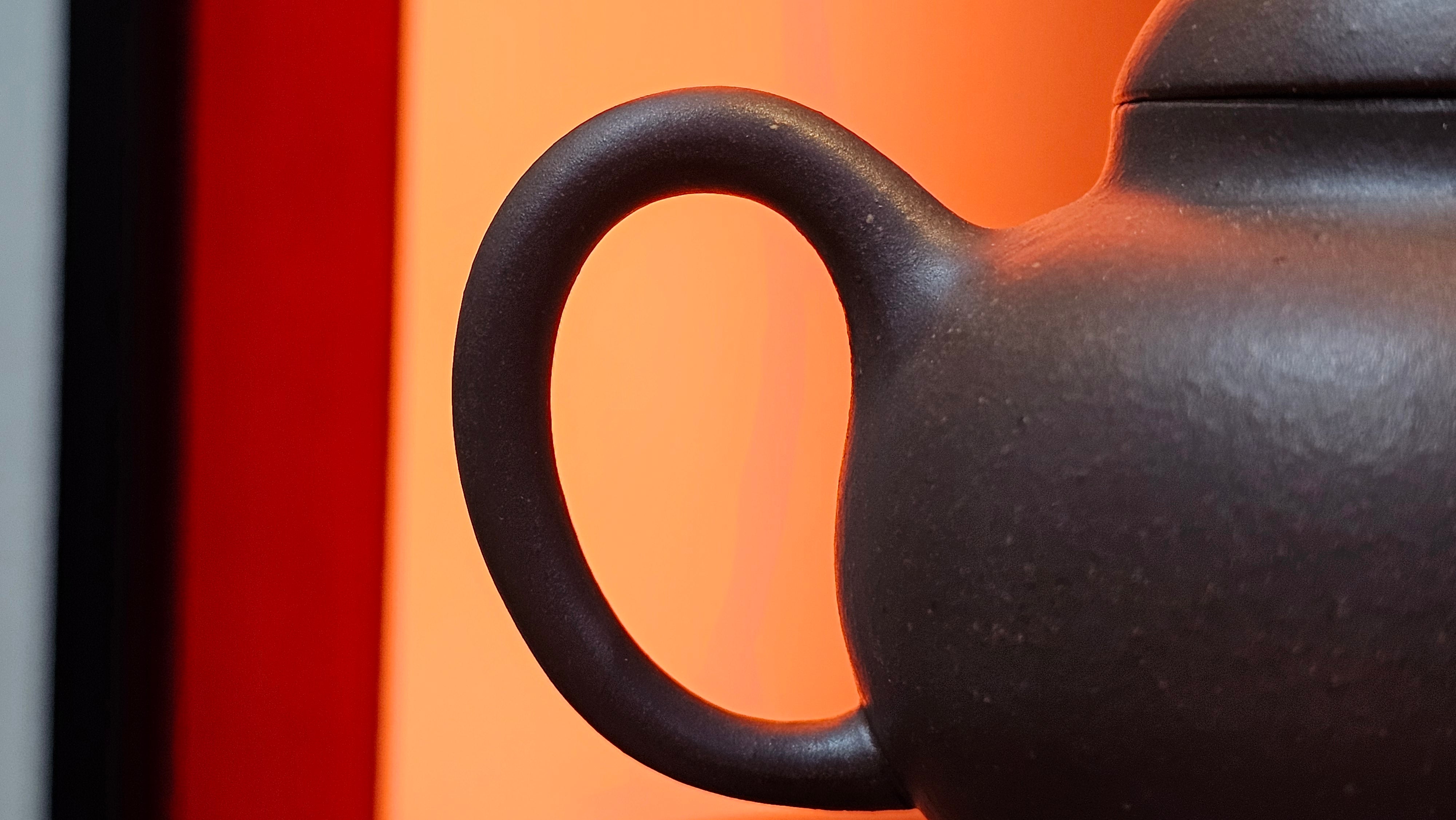 Gao Pan 高番, 140.6ml (very well-weighted bottom, stable!), Tai Xi Zi Ni (Gao Wen) 台西紫泥(高温), by our Craftsman Fan Xiao Zhi 范小智 ~ Congratulations!to Mr J.S.! 1105hrs 2nd September 2025, Chicago! IL.