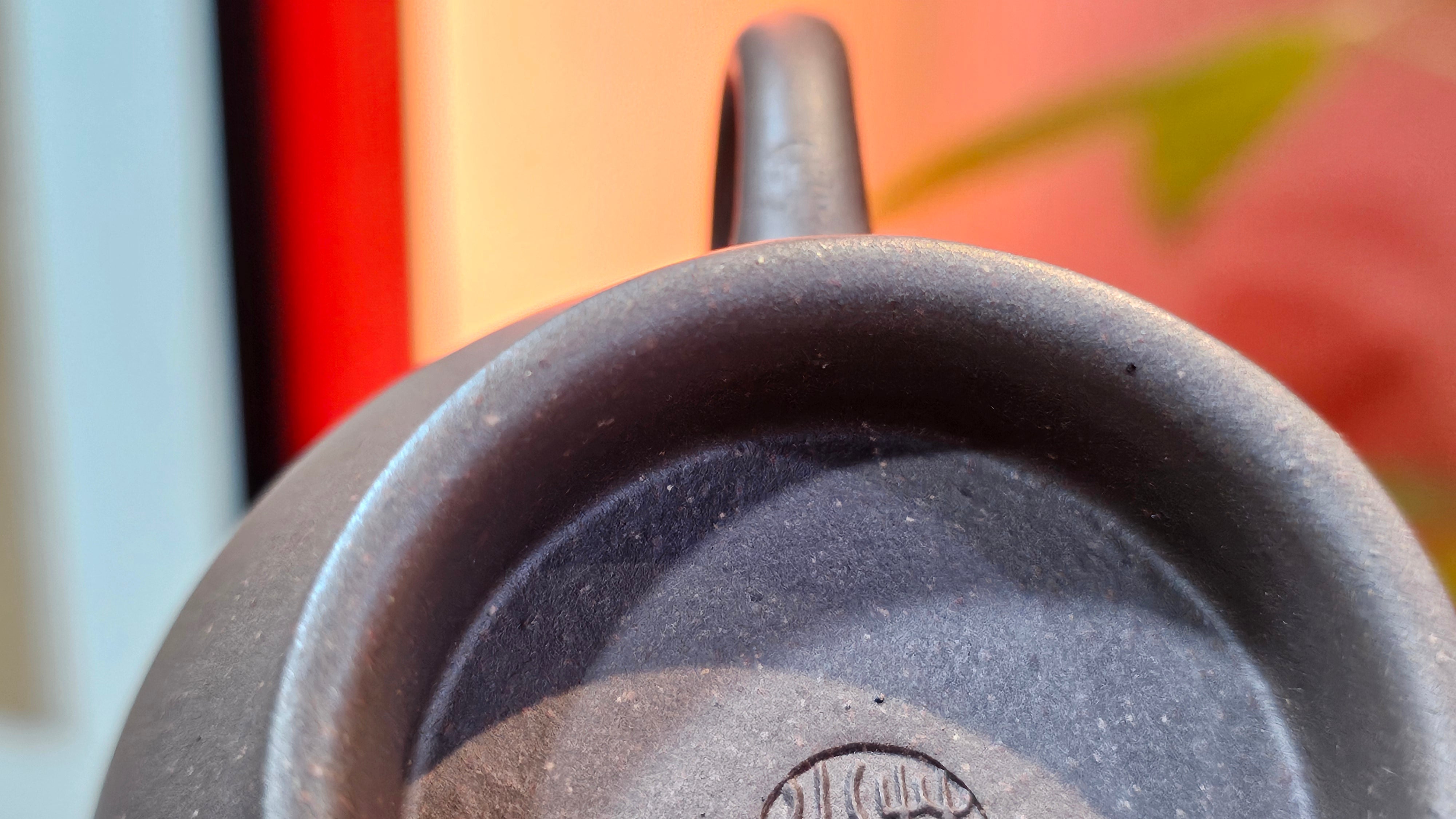 Gao Pan 高番, 140.6ml (very well-weighted bottom, stable!), Tai Xi Zi Ni (Gao Wen) 台西紫泥(高温), by our Craftsman Fan Xiao Zhi 范小智 ~ Congratulations!to Mr J.S.! 1105hrs 2nd September 2025, Chicago! IL.