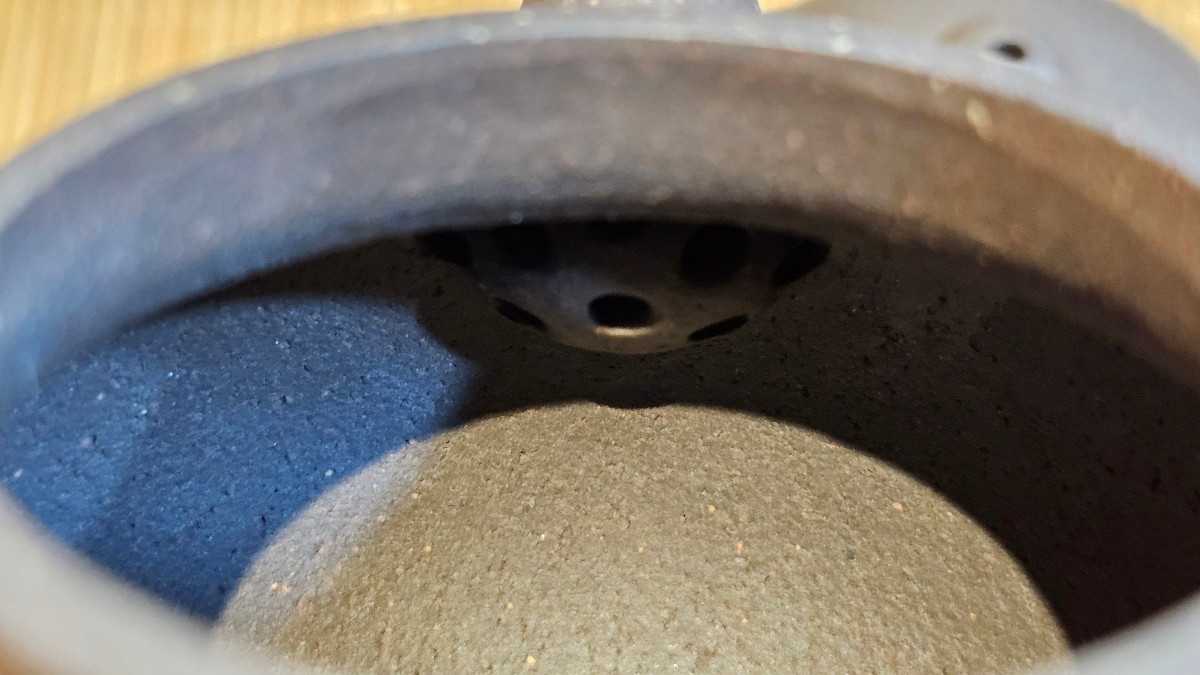 Gao Pan 高番, 140.6ml (very well-weighted bottom, stable!), Tai Xi Zi Ni (Gao Wen) 台西紫泥(高温), by our Craftsman Fan Xiao Zhi 范小智 ~ Congratulations!to Mr J.S.! 1105hrs 2nd September 2025, Chicago! IL.