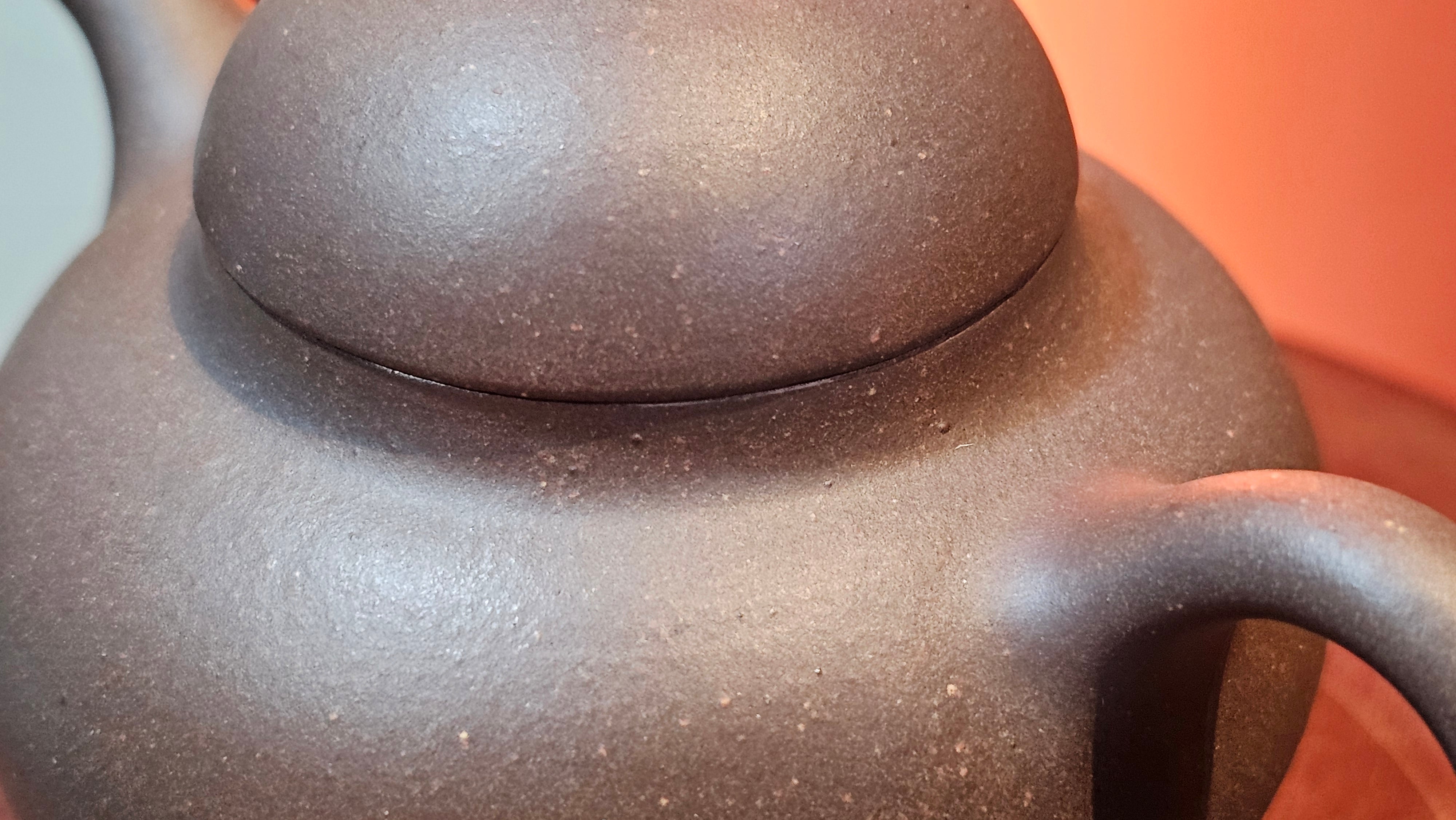 Gao Pan 高番, 134.3ml (very well-weighted bottom, stable!), Tai Xi Zi Ni (Gao Wen) 台西紫泥(高温), by our Craftsman Fan Xiao Zhi 范小智 ~!Congratulations to Mr H.H.! 1738hrs 3rd Sept 2025, Amsterdam, The Netherlands🇳🇱!