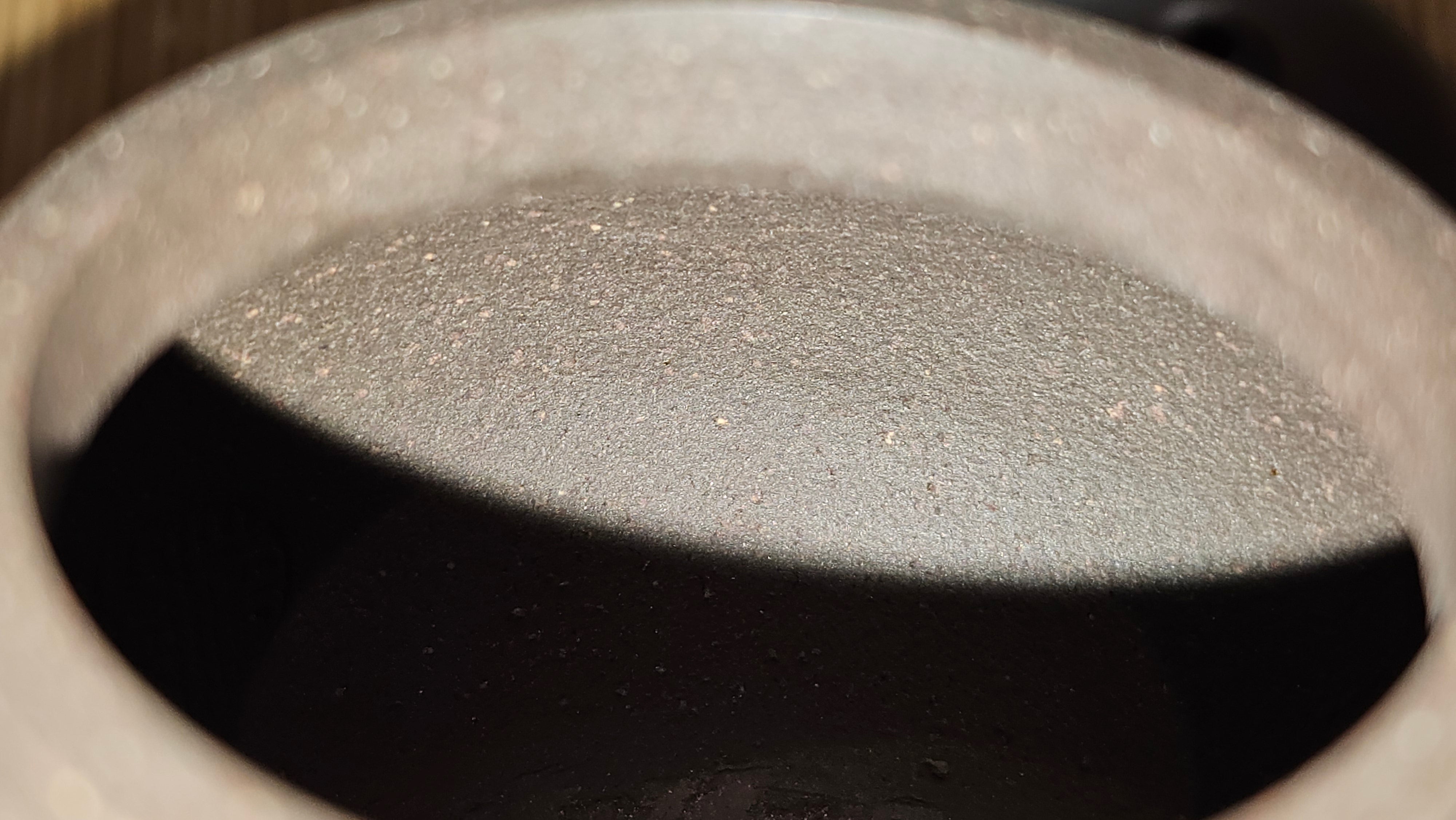 Gao Pan 高番, 134.3ml (very well-weighted bottom, stable!), Tai Xi Zi Ni (Gao Wen) 台西紫泥(高温), by our Craftsman Fan Xiao Zhi 范小智 ~!Congratulations to Mr H.H.! 1738hrs 3rd Sept 2025, Amsterdam, The Netherlands🇳🇱!