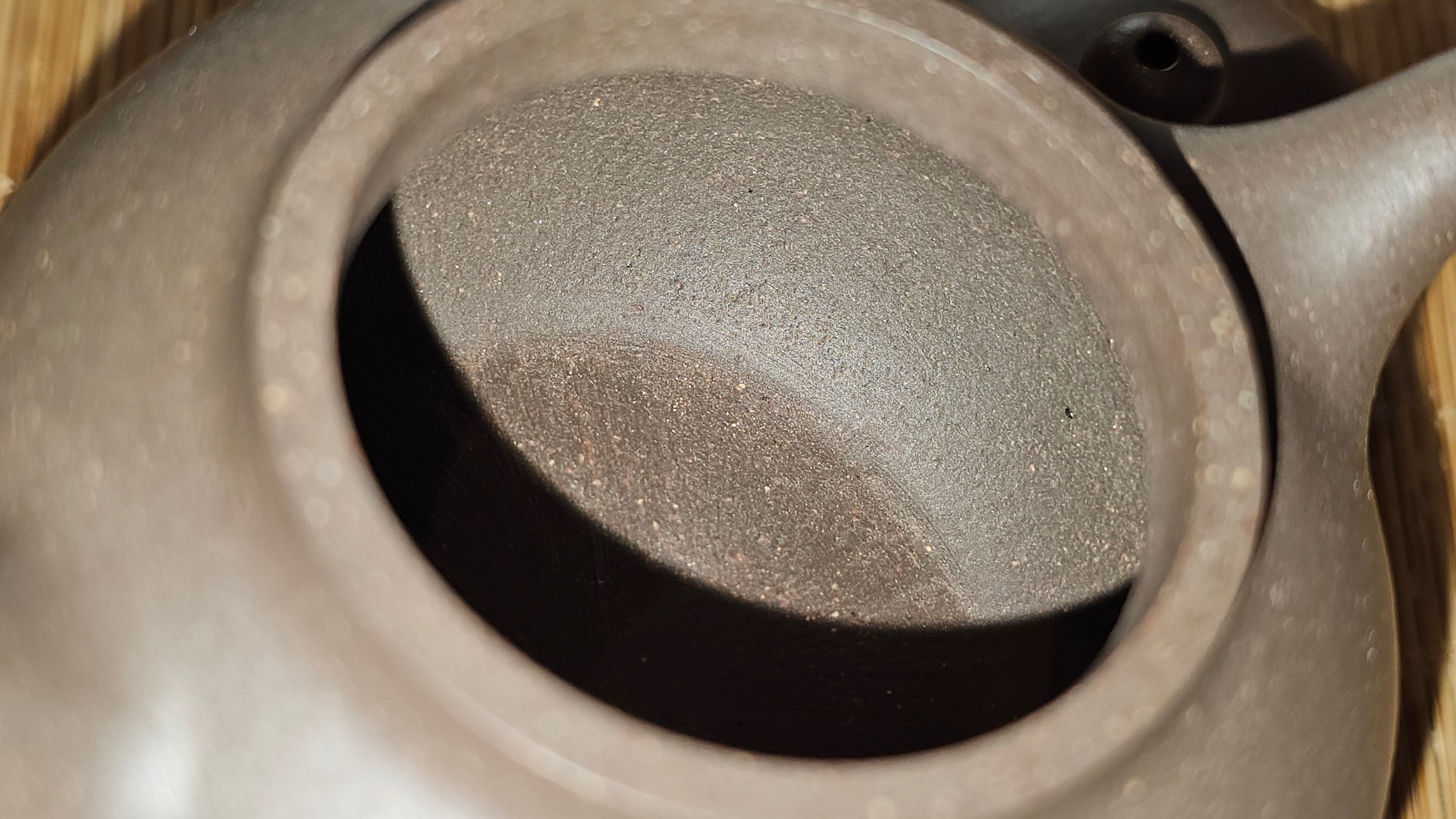 Gao Pan 高番, 134.3ml (very well-weighted bottom, stable!), Tai Xi Zi Ni (Gao Wen) 台西紫泥(高温), by our Craftsman Fan Xiao Zhi 范小智 ~!Congratulations to Mr H.H.! 1738hrs 3rd Sept 2025, Amsterdam, The Netherlands🇳🇱!