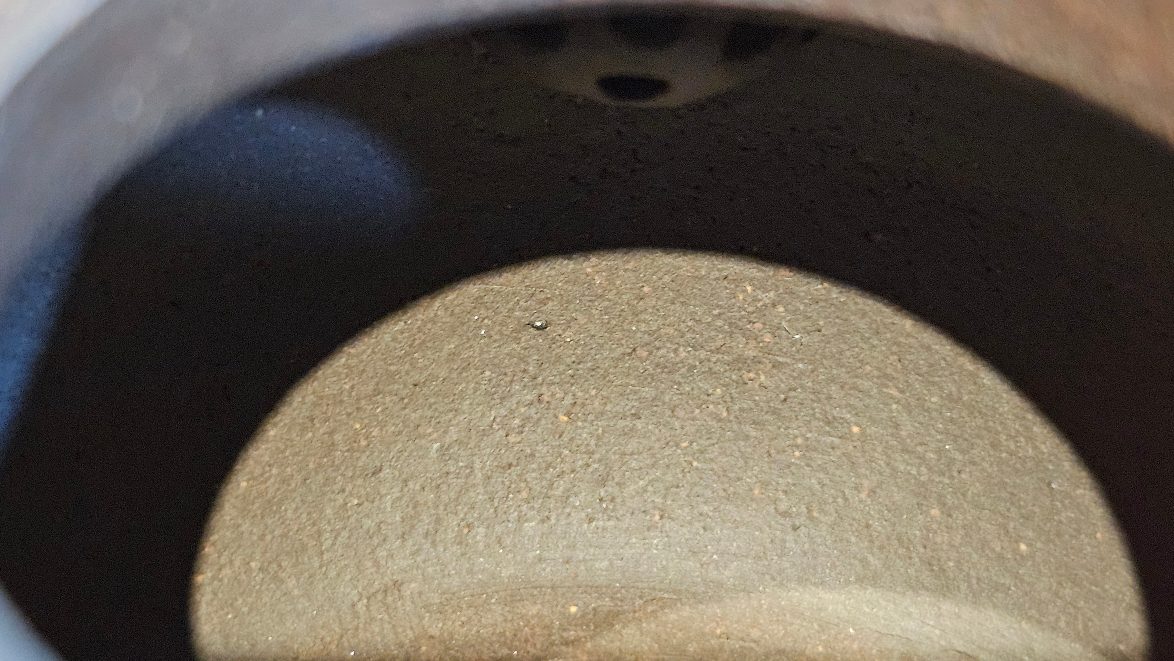 Gao Pan 高番, 134.3ml (very well-weighted bottom, stable!), Tai Xi Zi Ni (Gao Wen) 台西紫泥(高温), by our Craftsman Fan Xiao Zhi 范小智 ~!Congratulations to Mr H.H.! 1738hrs 3rd Sept 2025, Amsterdam, The Netherlands🇳🇱!