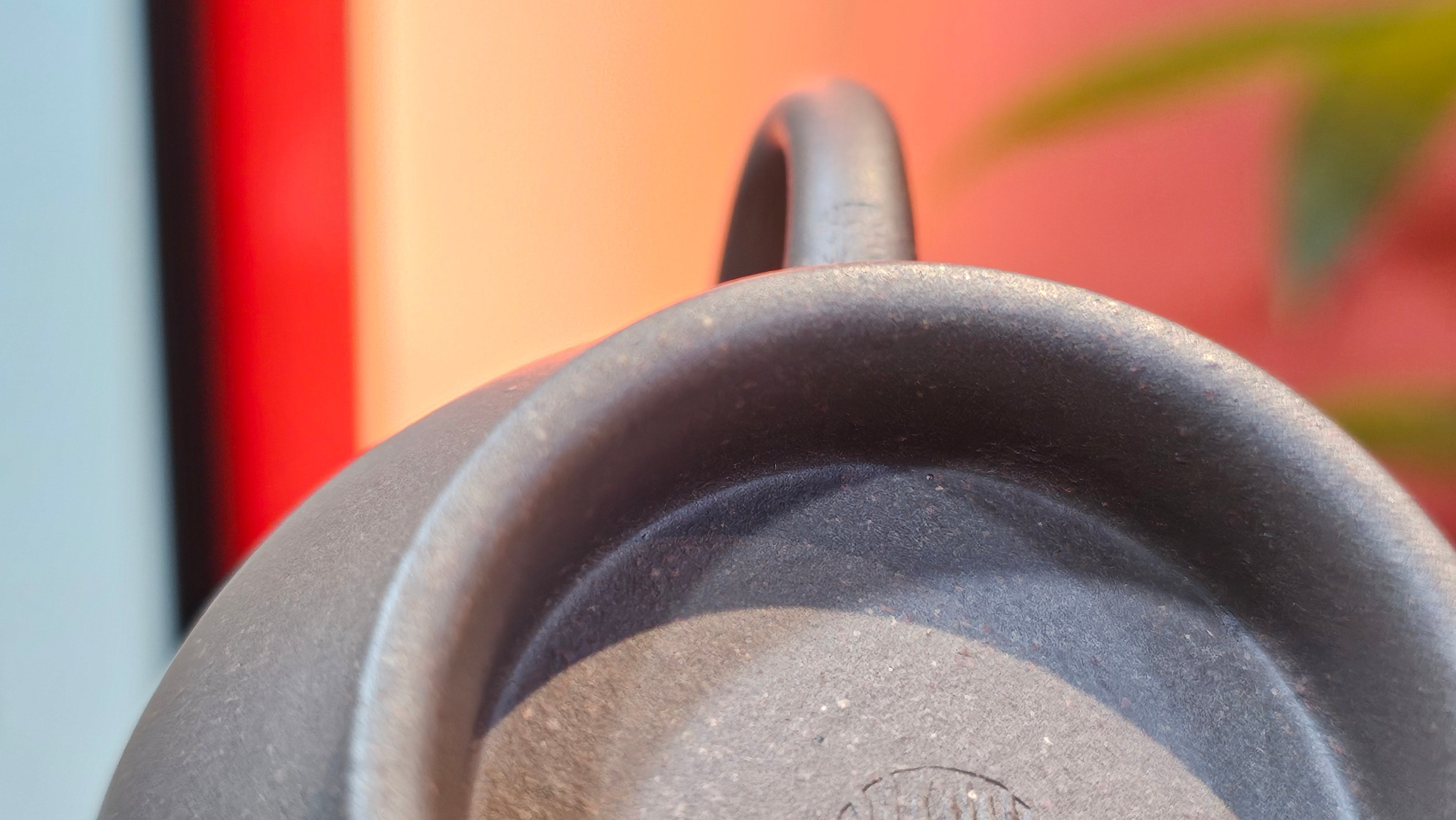 Gao Pan 高番, 134.3ml (very well-weighted bottom, stable!), Tai Xi Zi Ni (Gao Wen) 台西紫泥(高温), by our Craftsman Fan Xiao Zhi 范小智 ~!Congratulations to Mr H.H.! 1738hrs 3rd Sept 2025, Amsterdam, The Netherlands🇳🇱!