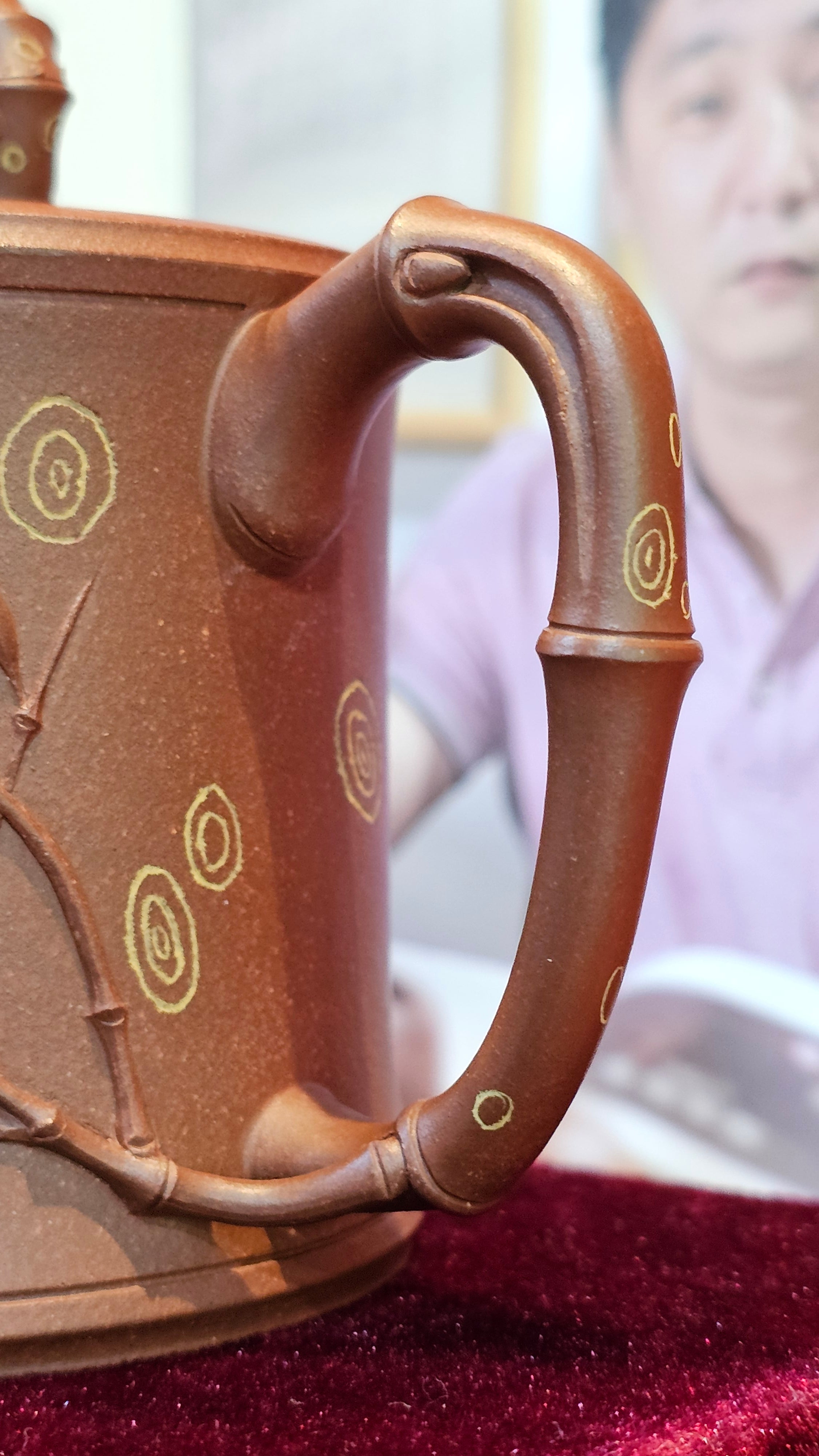 《湘妃竹段》"Xiang Fei Zhu Duan", 238.3ml, Di Cao Qing Zi Ni with Duan Ni Clay embellishments for the characteristic "Xiang Fei Bamboo" Patterns, by L4 Assoc Master Yu Chun Lei 俞春雷 ~!Congratulations to Ms S.M.! 1558hrs 4th Sept 2025, Velden! The Netherlands🇳🇱.