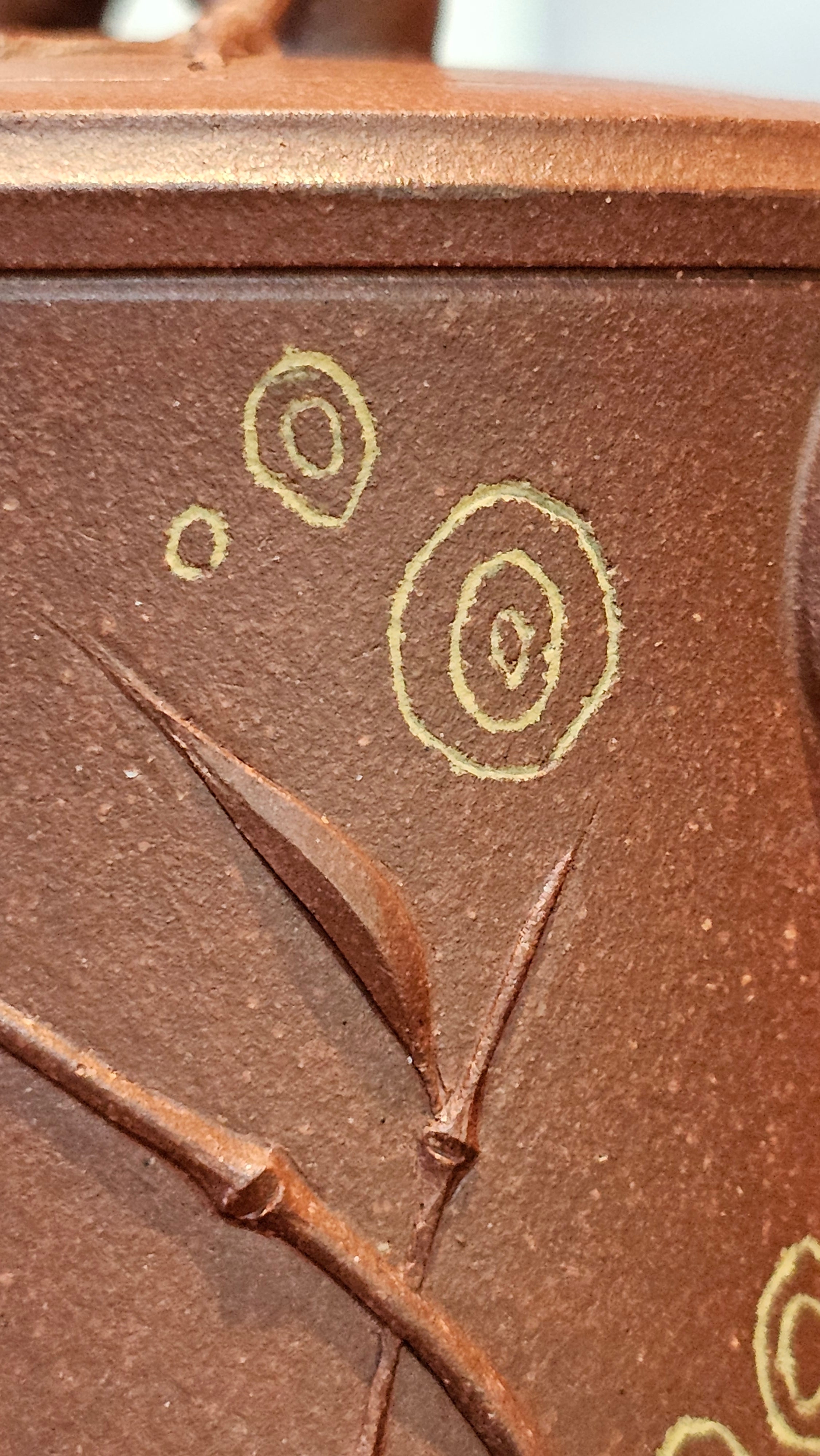 《湘妃竹段》"Xiang Fei Zhu Duan", 238.3ml, Di Cao Qing Zi Ni with Duan Ni Clay embellishments for the characteristic "Xiang Fei Bamboo" Patterns, by L4 Assoc Master Yu Chun Lei 俞春雷 ~!Congratulations to Ms S.M.! 1558hrs 4th Sept 2025, Velden! The Netherlands🇳🇱.