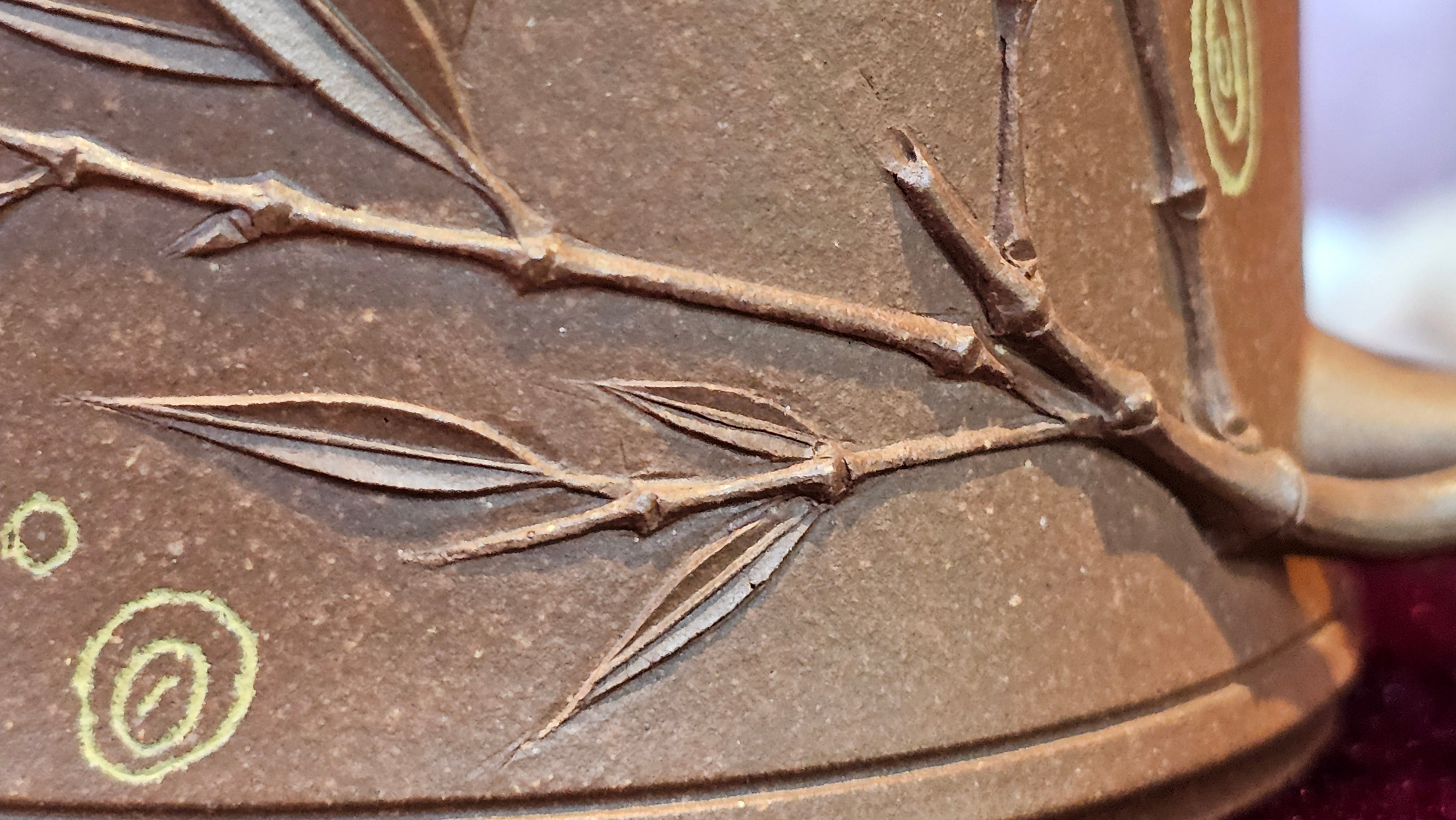 《湘妃竹段》"Xiang Fei Zhu Duan", 238.3ml, Di Cao Qing Zi Ni with Duan Ni Clay embellishments for the characteristic "Xiang Fei Bamboo" Patterns, by L4 Assoc Master Yu Chun Lei 俞春雷 ~!Congratulations to Ms S.M.! 1558hrs 4th Sept 2025, Velden! The Netherlands🇳🇱.