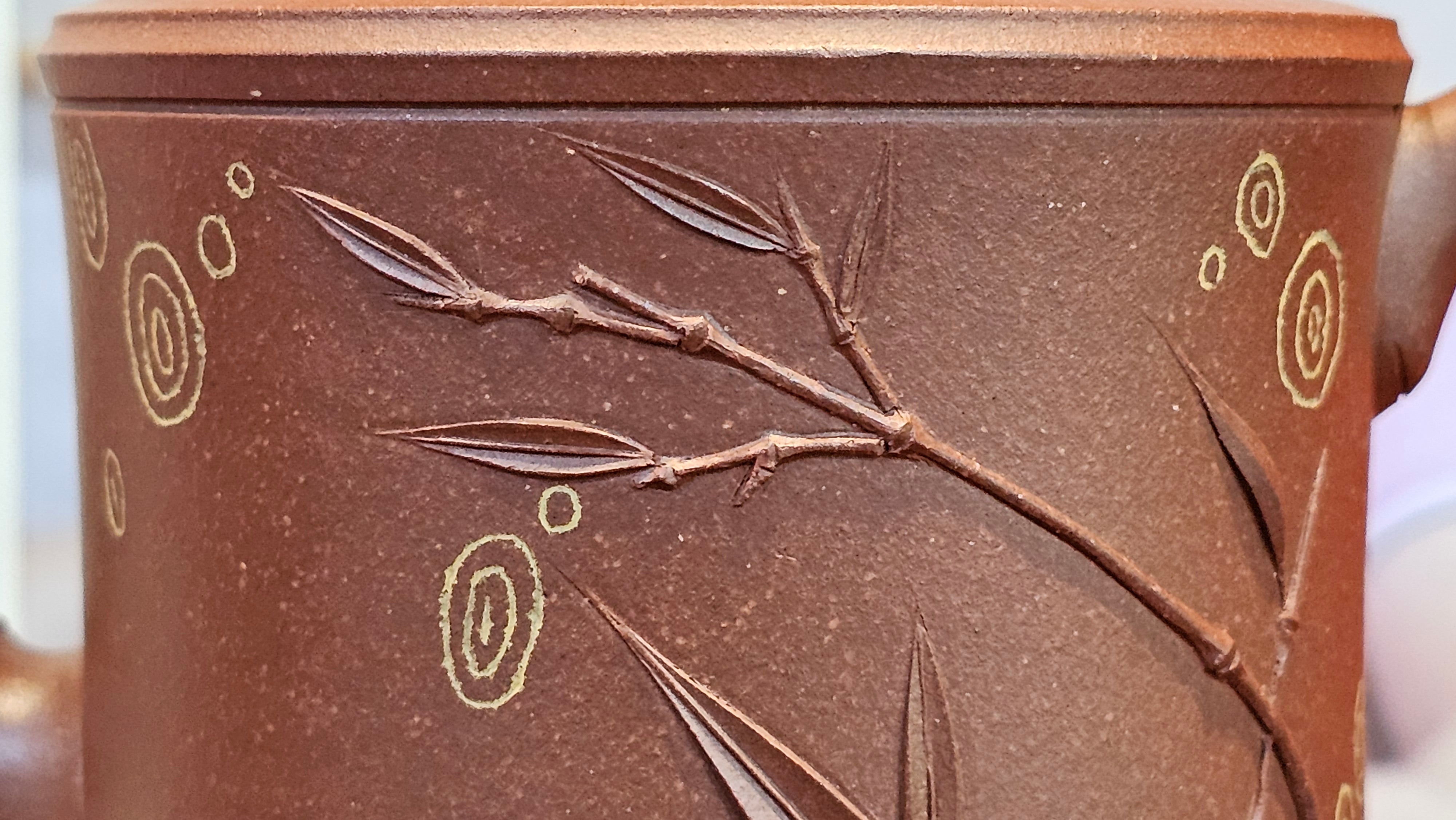 《湘妃竹段》"Xiang Fei Zhu Duan", 238.3ml, Di Cao Qing Zi Ni with Duan Ni Clay embellishments for the characteristic "Xiang Fei Bamboo" Patterns, by L4 Assoc Master Yu Chun Lei 俞春雷 ~!Congratulations to Ms S.M.! 1558hrs 4th Sept 2025, Velden! The Netherlands🇳🇱.