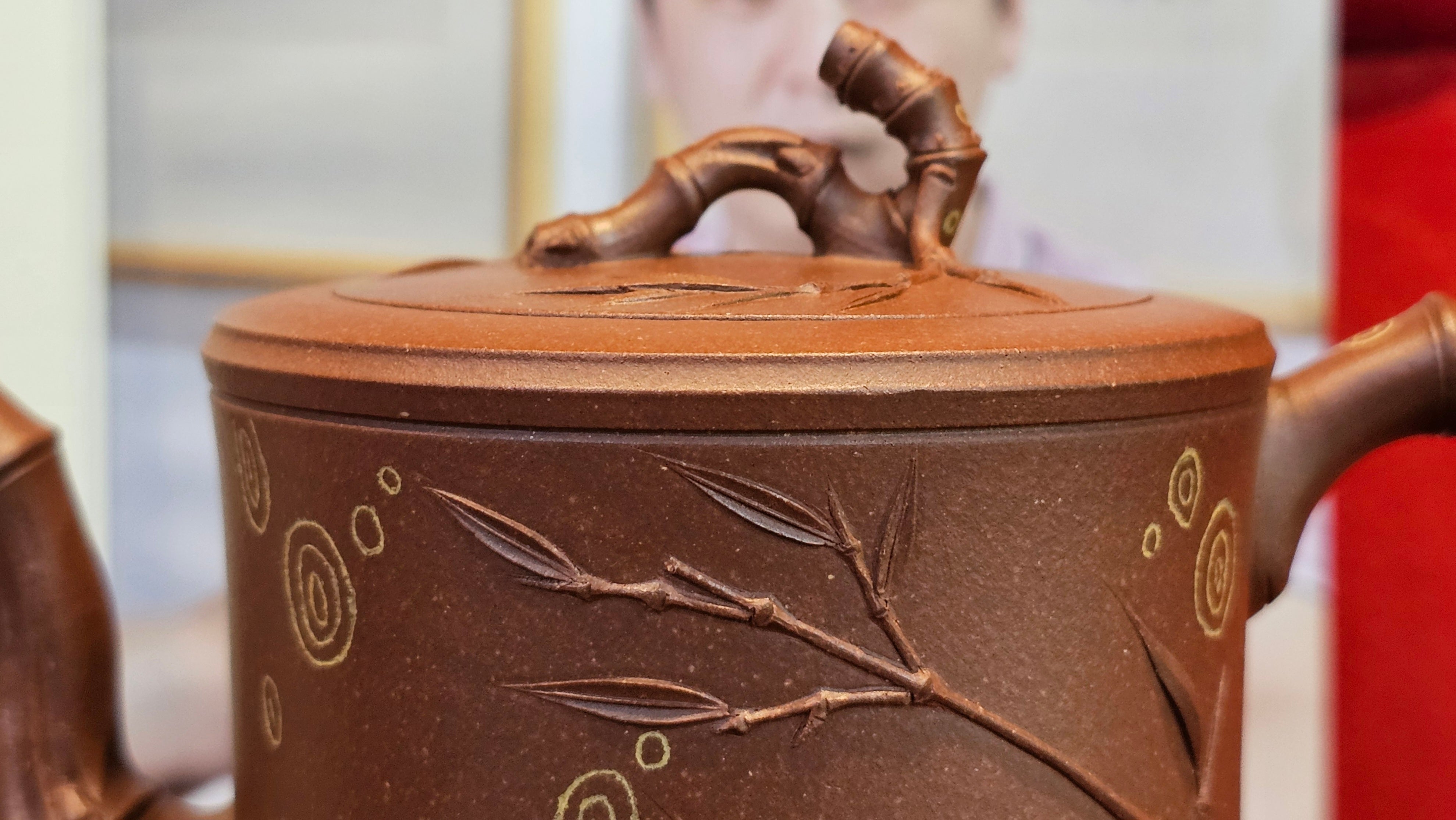 《湘妃竹段》"Xiang Fei Zhu Duan", 238.3ml, Di Cao Qing Zi Ni with Duan Ni Clay embellishments for the characteristic "Xiang Fei Bamboo" Patterns, by L4 Assoc Master Yu Chun Lei 俞春雷 ~!Congratulations to Ms S.M.! 1558hrs 4th Sept 2025, Velden! The Netherlands🇳🇱.