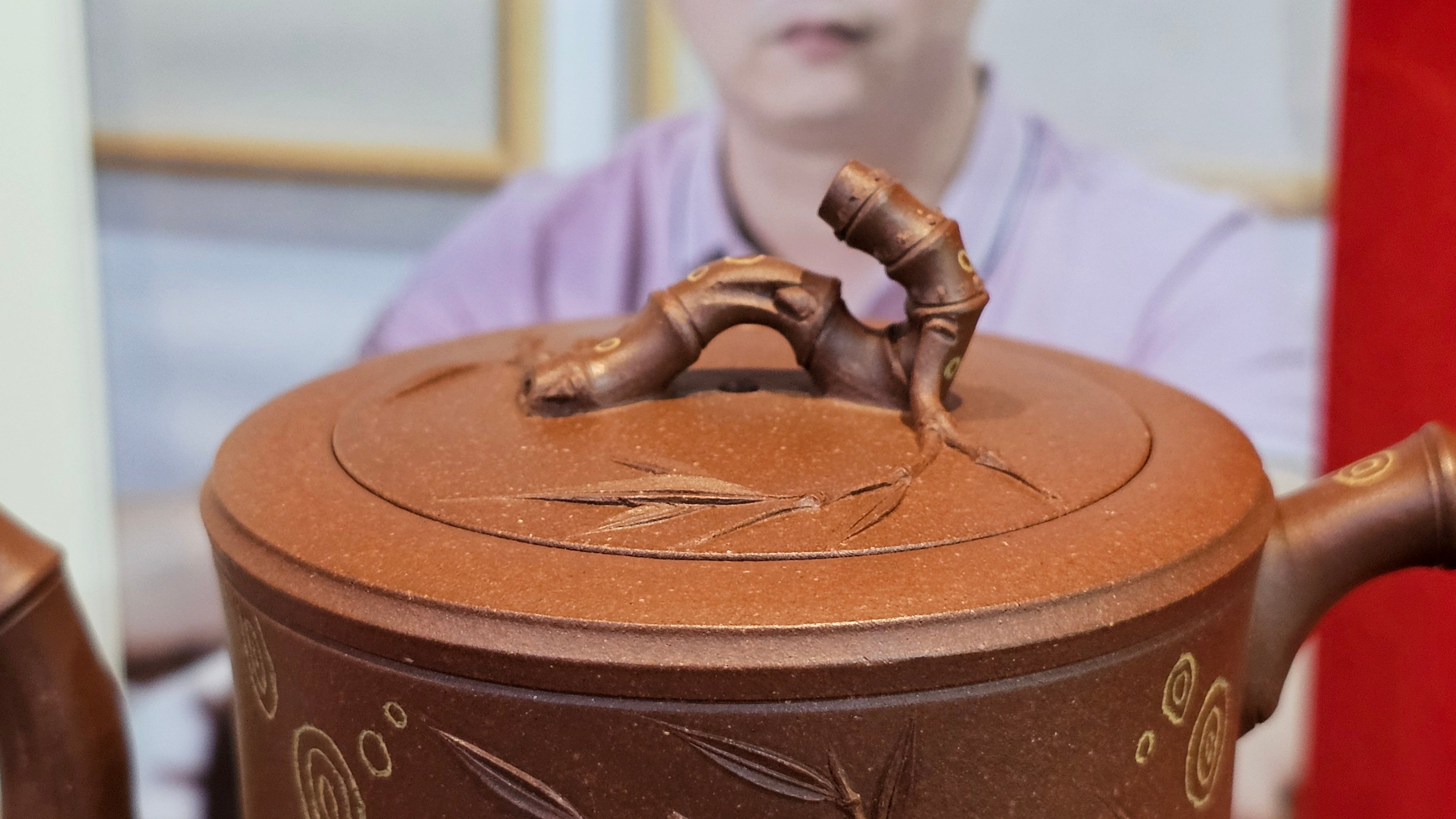 《湘妃竹段》"Xiang Fei Zhu Duan", 238.3ml, Di Cao Qing Zi Ni with Duan Ni Clay embellishments for the characteristic "Xiang Fei Bamboo" Patterns, by L4 Assoc Master Yu Chun Lei 俞春雷 ~!Congratulations to Ms S.M.! 1558hrs 4th Sept 2025, Velden! The Netherlands🇳🇱.