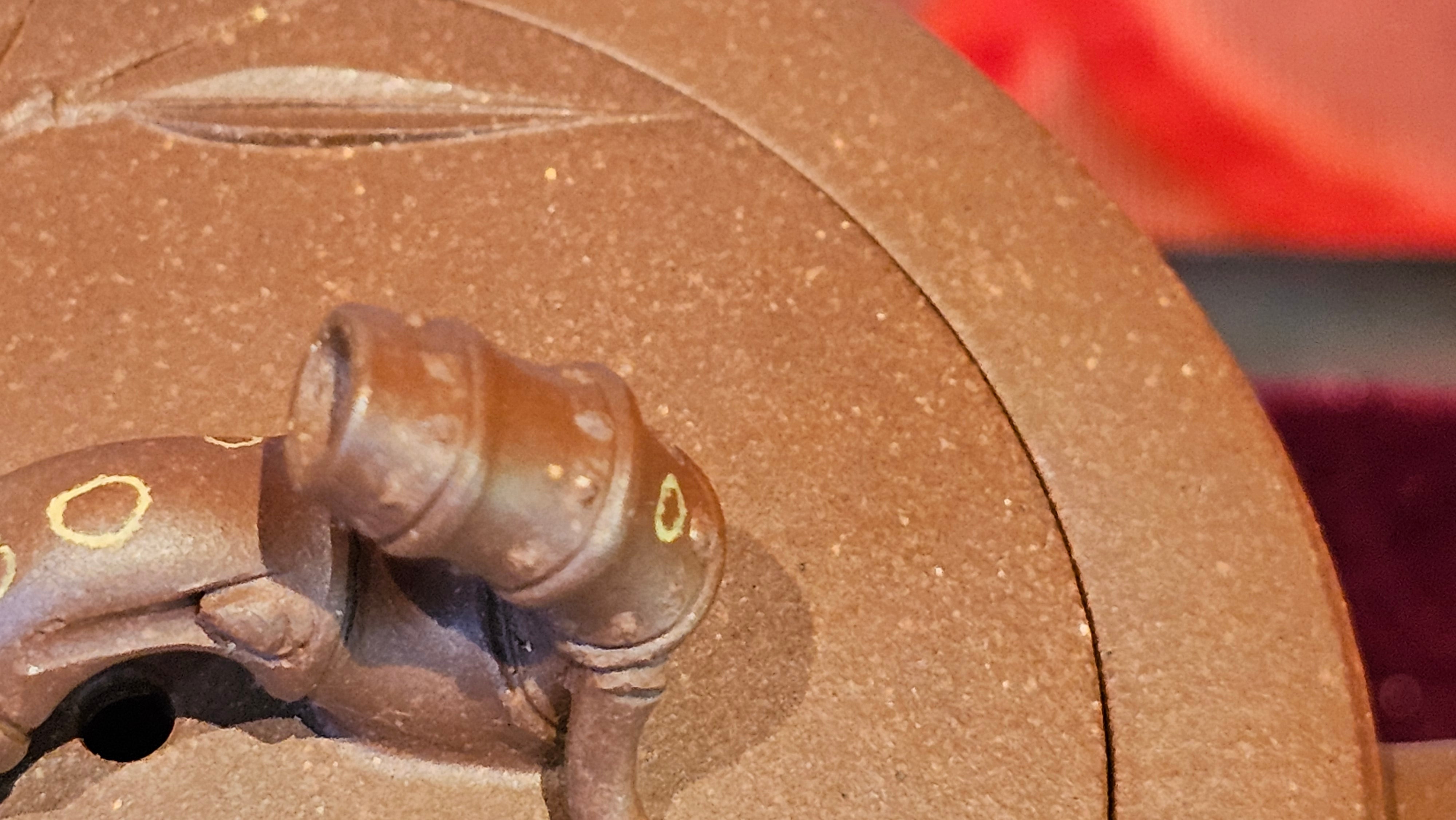 《湘妃竹段》"Xiang Fei Zhu Duan", 238.3ml, Di Cao Qing Zi Ni with Duan Ni Clay embellishments for the characteristic "Xiang Fei Bamboo" Patterns, by L4 Assoc Master Yu Chun Lei 俞春雷 ~!Congratulations to Ms S.M.! 1558hrs 4th Sept 2025, Velden! The Netherlands🇳🇱.