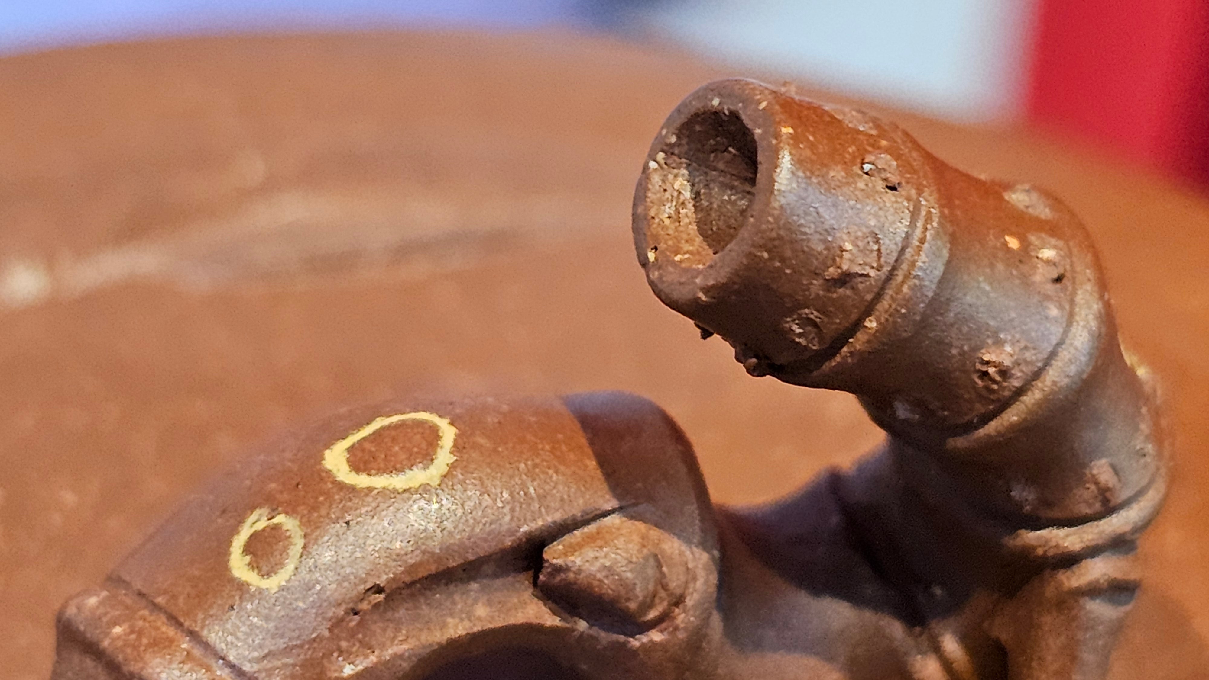 《湘妃竹段》"Xiang Fei Zhu Duan", 238.3ml, Di Cao Qing Zi Ni with Duan Ni Clay embellishments for the characteristic "Xiang Fei Bamboo" Patterns, by L4 Assoc Master Yu Chun Lei 俞春雷 ~!Congratulations to Ms S.M.! 1558hrs 4th Sept 2025, Velden! The Netherlands🇳🇱.